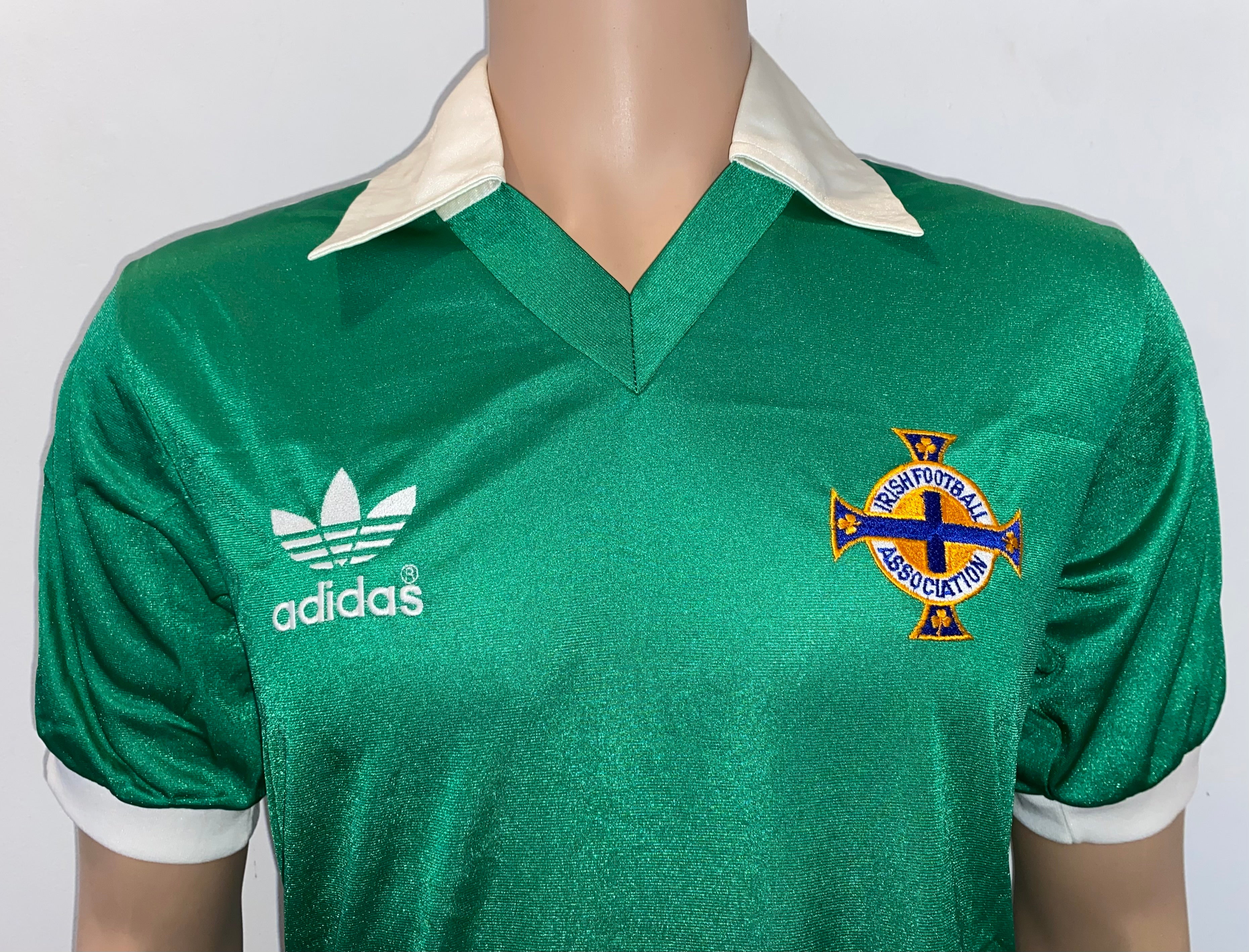 1978 NORTHERN IRELAND MATCH WORN SHIRT CHRIS MCGRATH V ENGLAND/SCOTLAND/WALES