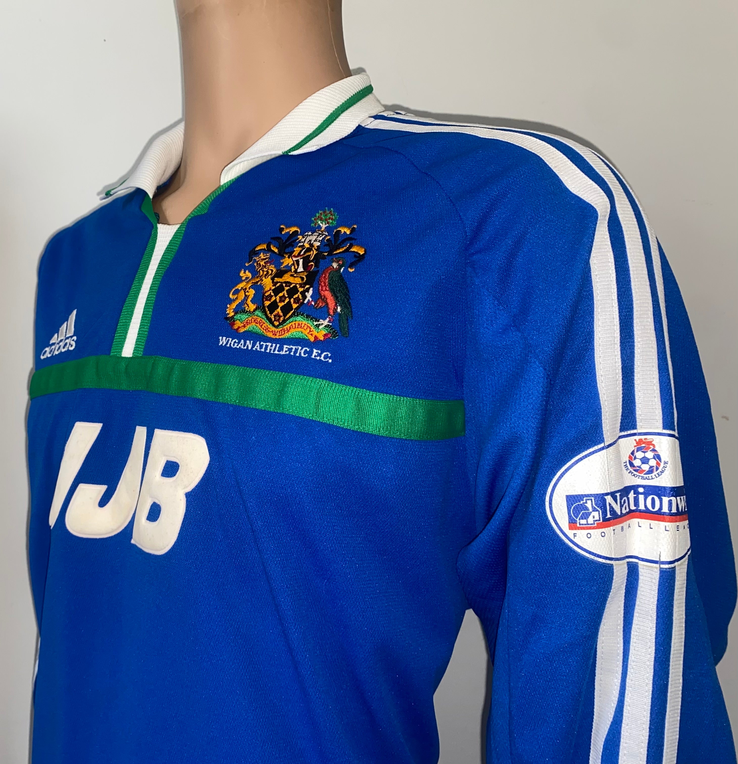 2001/02 WIGAN ATHLETIC MATCH WORN AWAY SHIRT (CROFT #3)