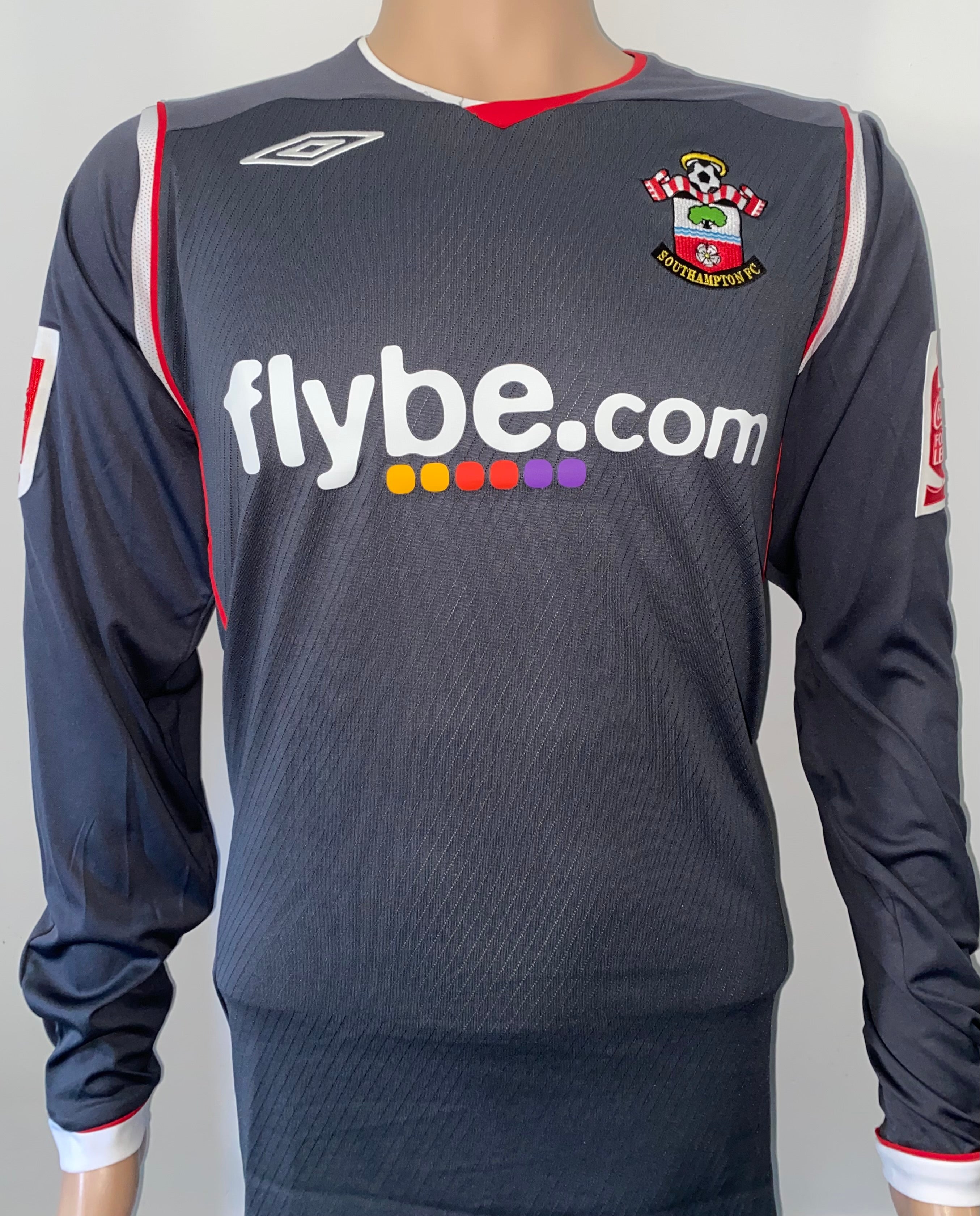 2009 MATCH WORN SOUTHAMPTON AWAY SHIRT (SURMAN #11)