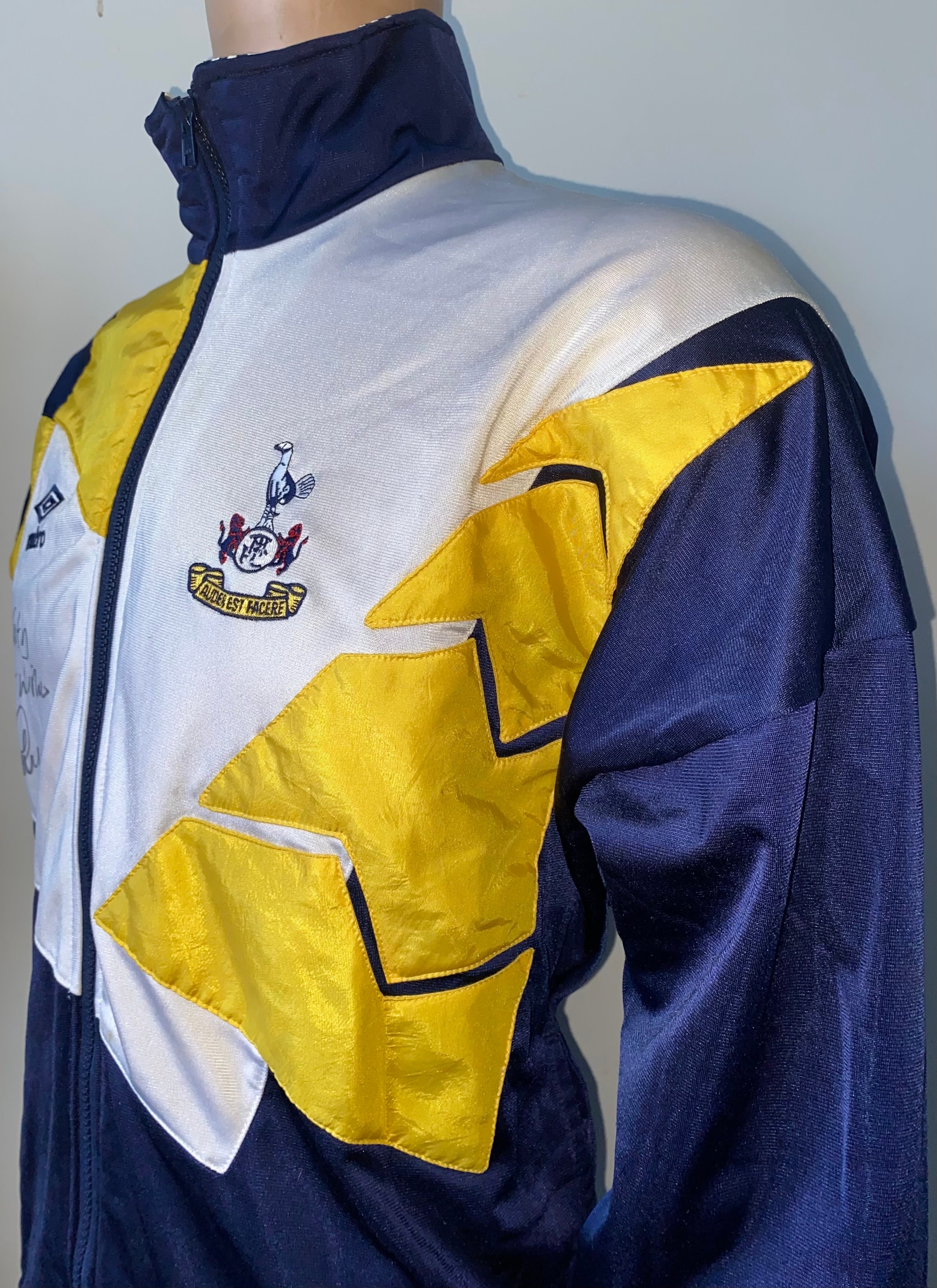 1991 TOTTENHAM HOTSPUR PLAYER WORN PRESENTATION TRACKSUIT JACKET (IAN WALKER)