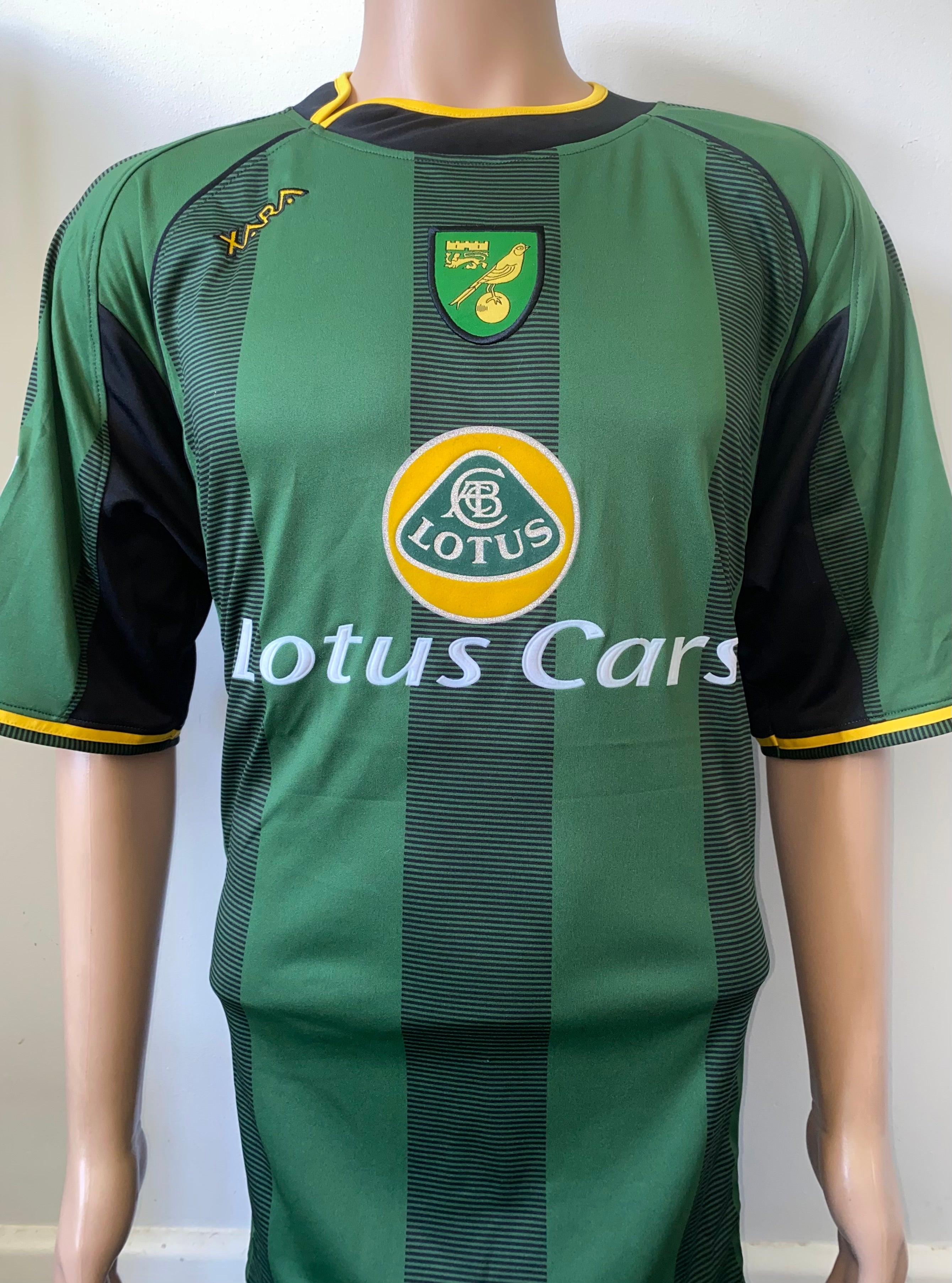 2005/06 NORWICH CITY MATCH WORN AWAY SHIRT (REHMAN #19)