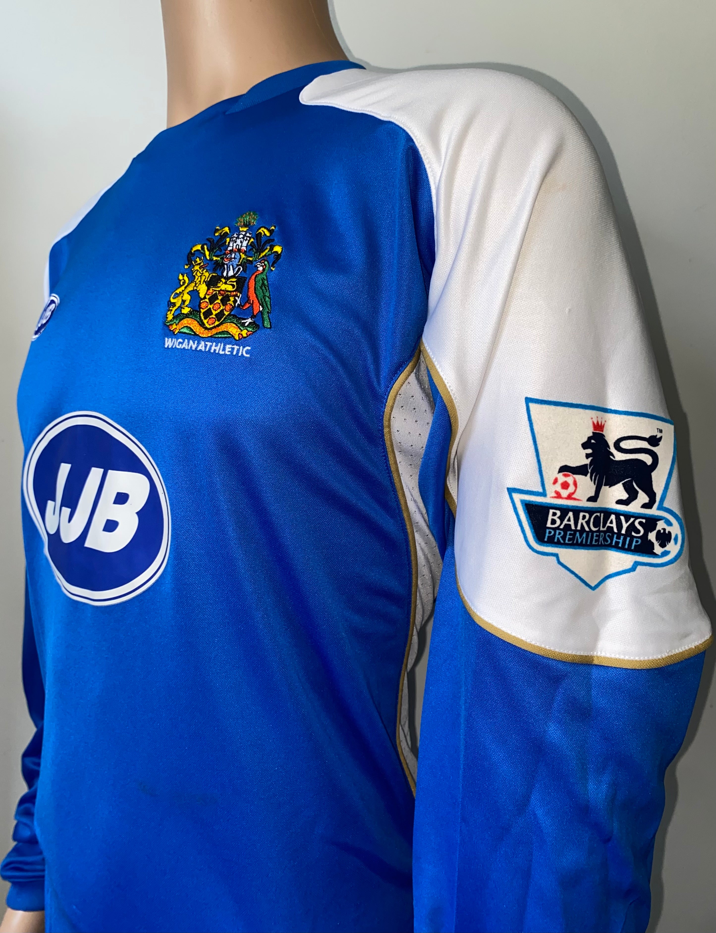 2006/07 WIGAN ATHLETIC MATCH WORN SHIRT (HESKEY #9 V BOLTON)