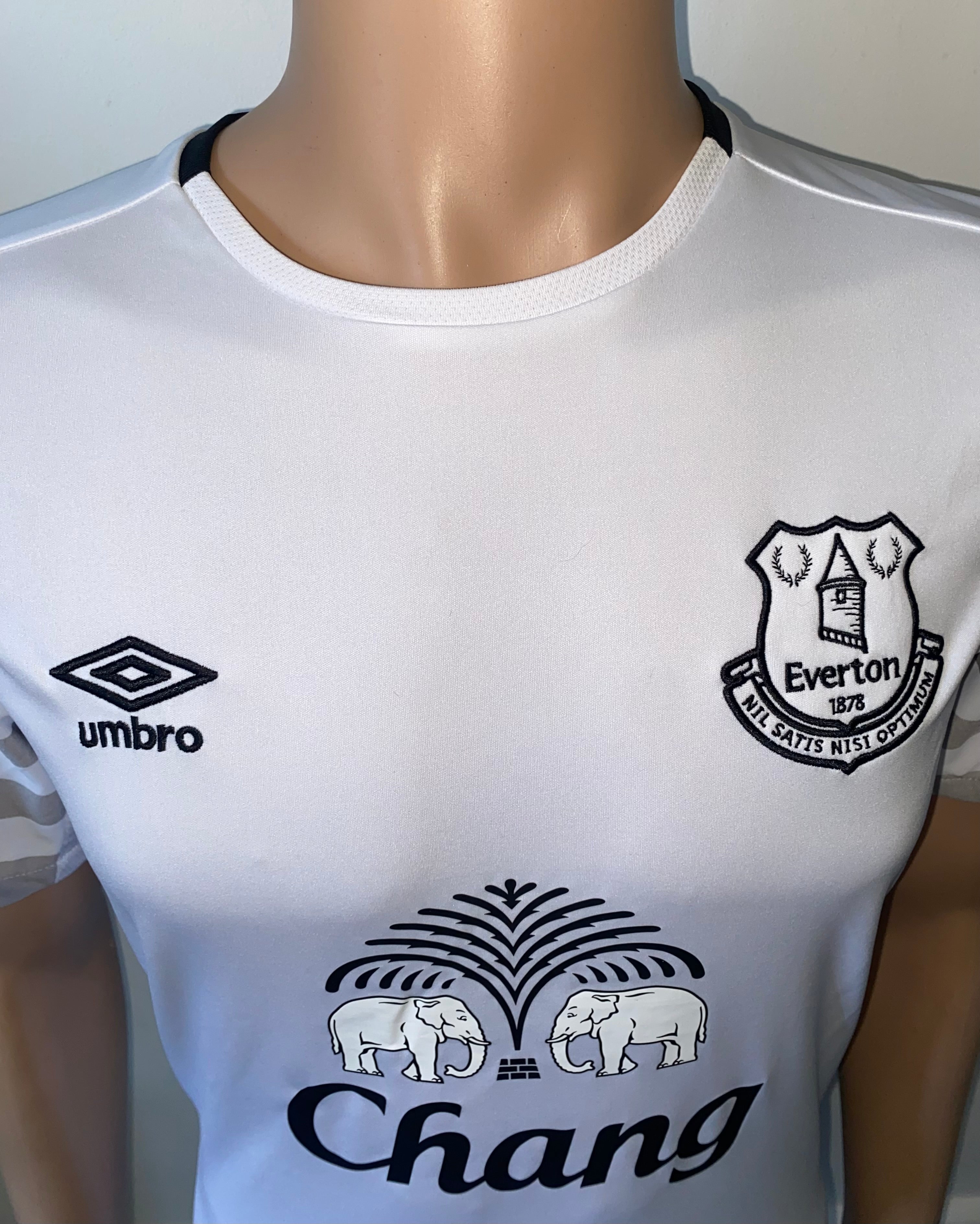 2015/16 EVERTON UMBRO AWAY MATCH ISSUE SHIRT (OSMAN #21)