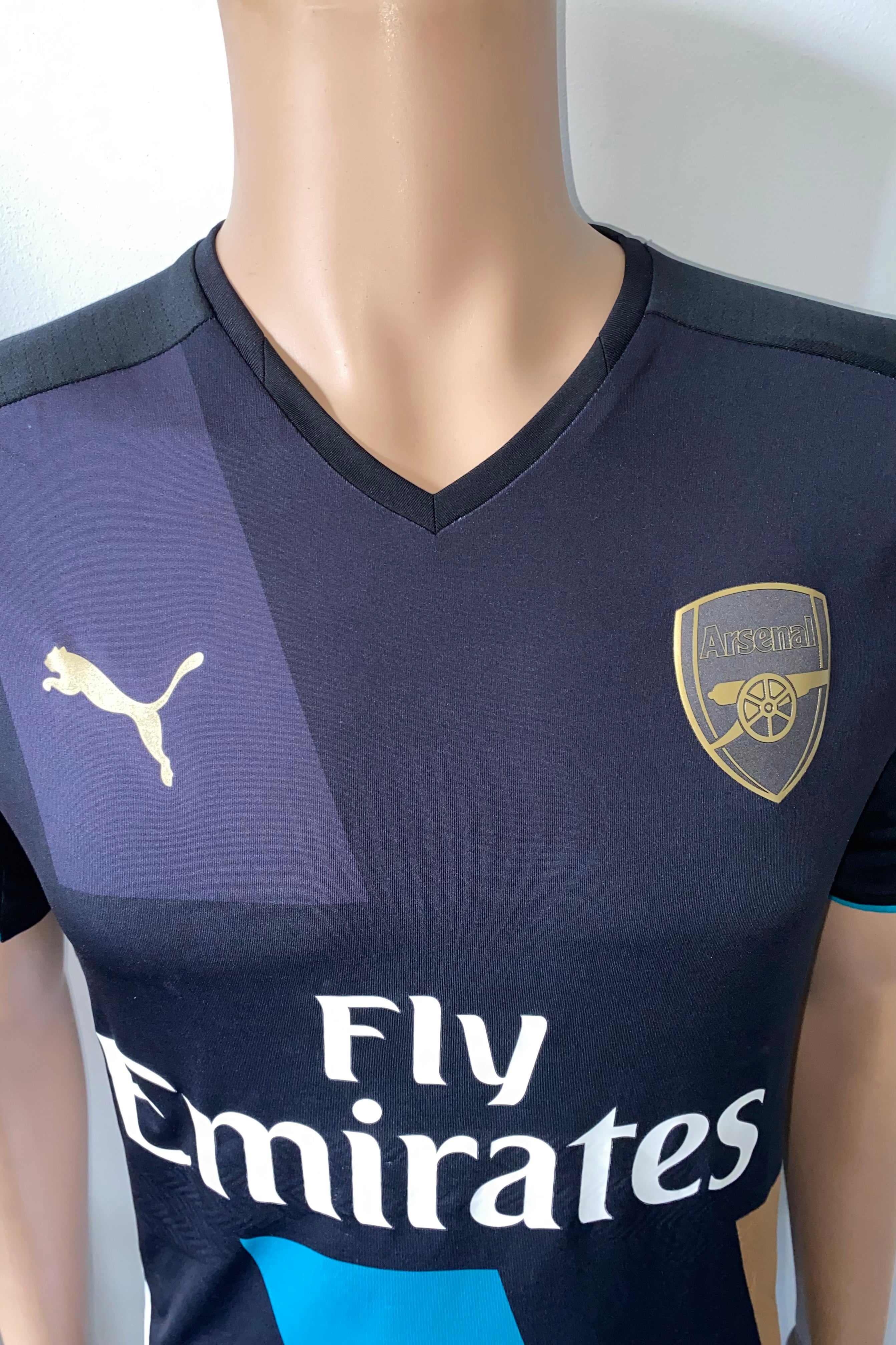 2015/16 ARSENAL MATCH ISSUE CHAMPIONS LEAGUE THIRD SHIRT (RAMSEY #16 V OLYMPIAKOS)