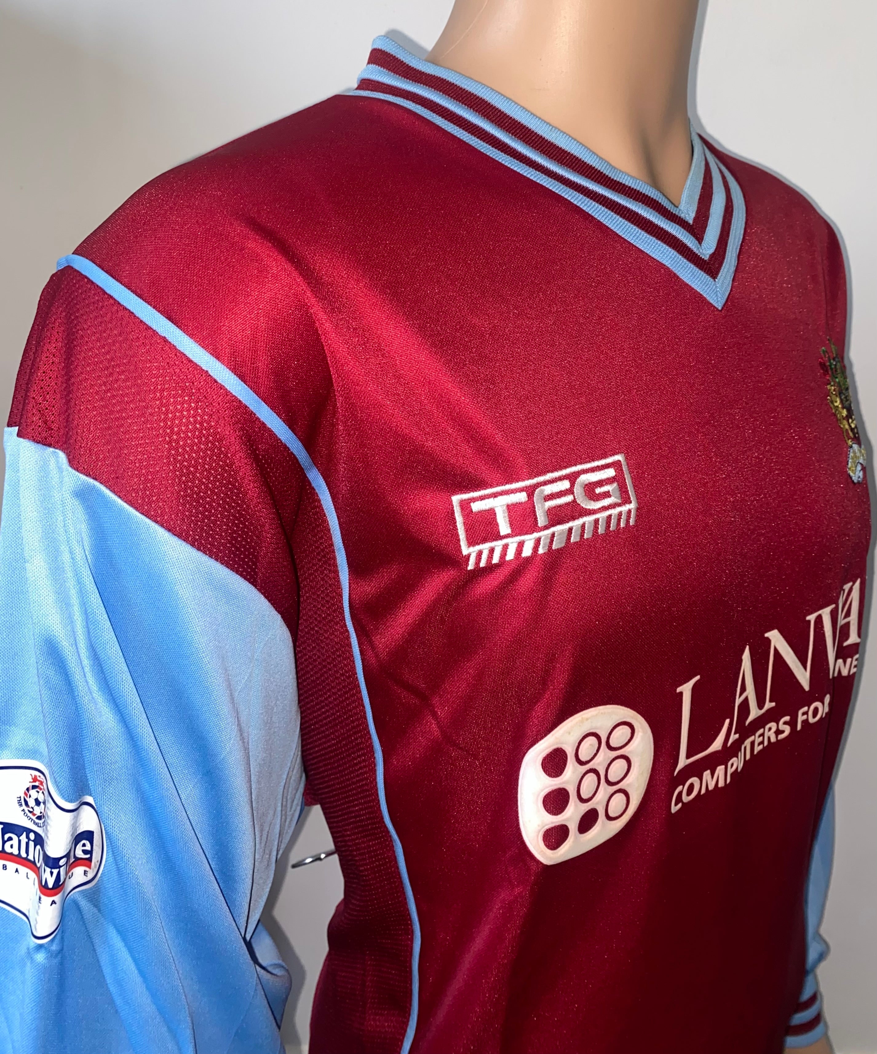 2002/03 BURNLEY MATCH WORN HOME SHIRT (FARRELLY #16)