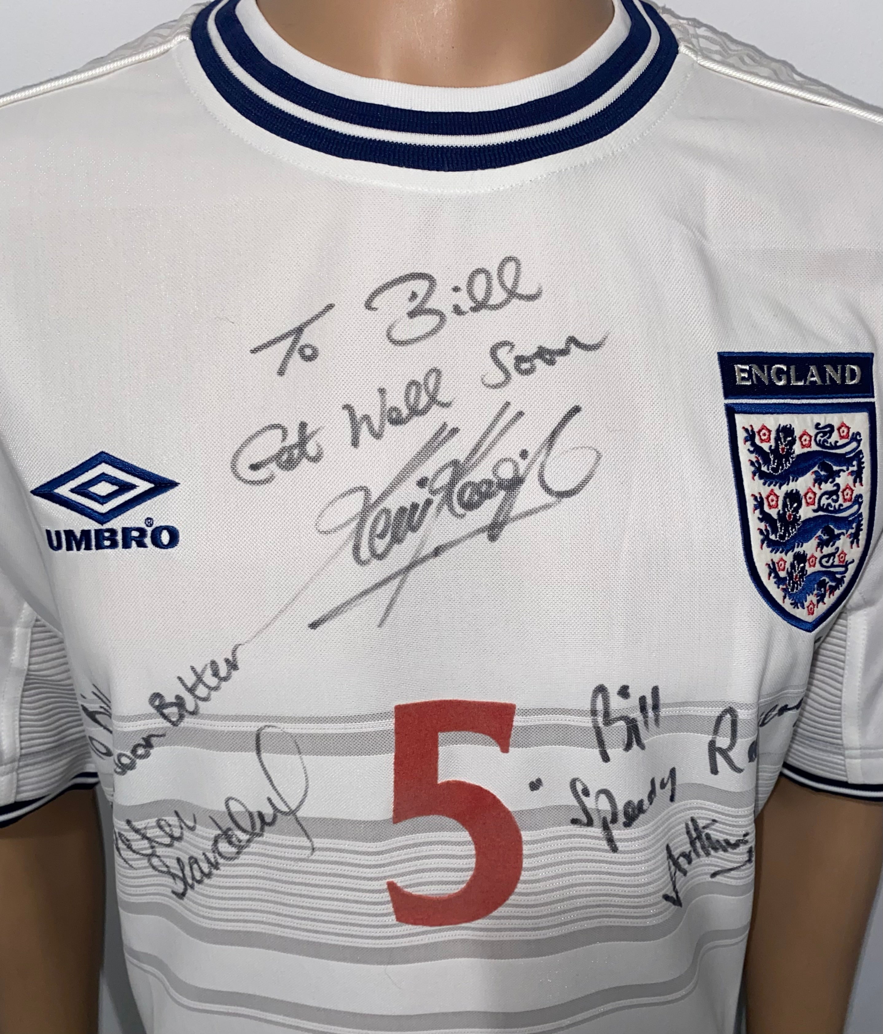 2000 ENGLAND MATCH ISSUE SIGNED HOME SHIRT #5