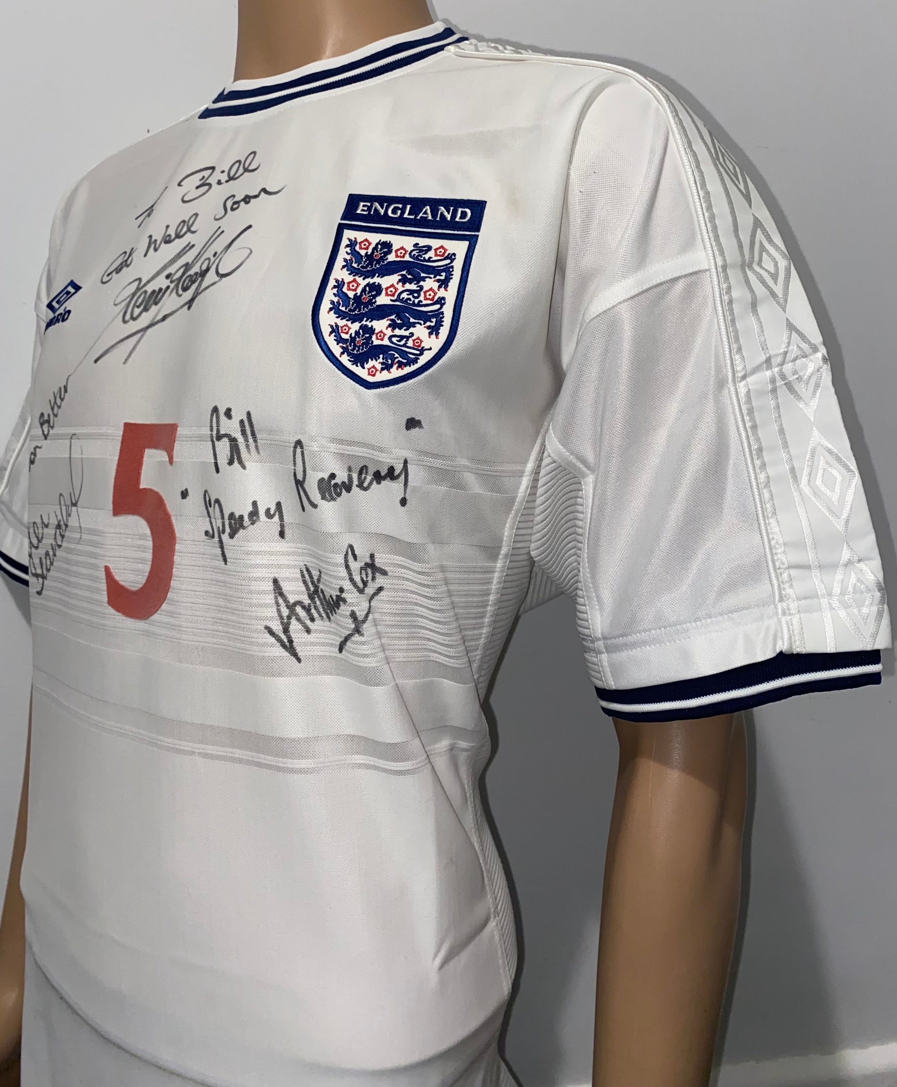 2000 ENGLAND MATCH ISSUE SIGNED HOME SHIRT #5