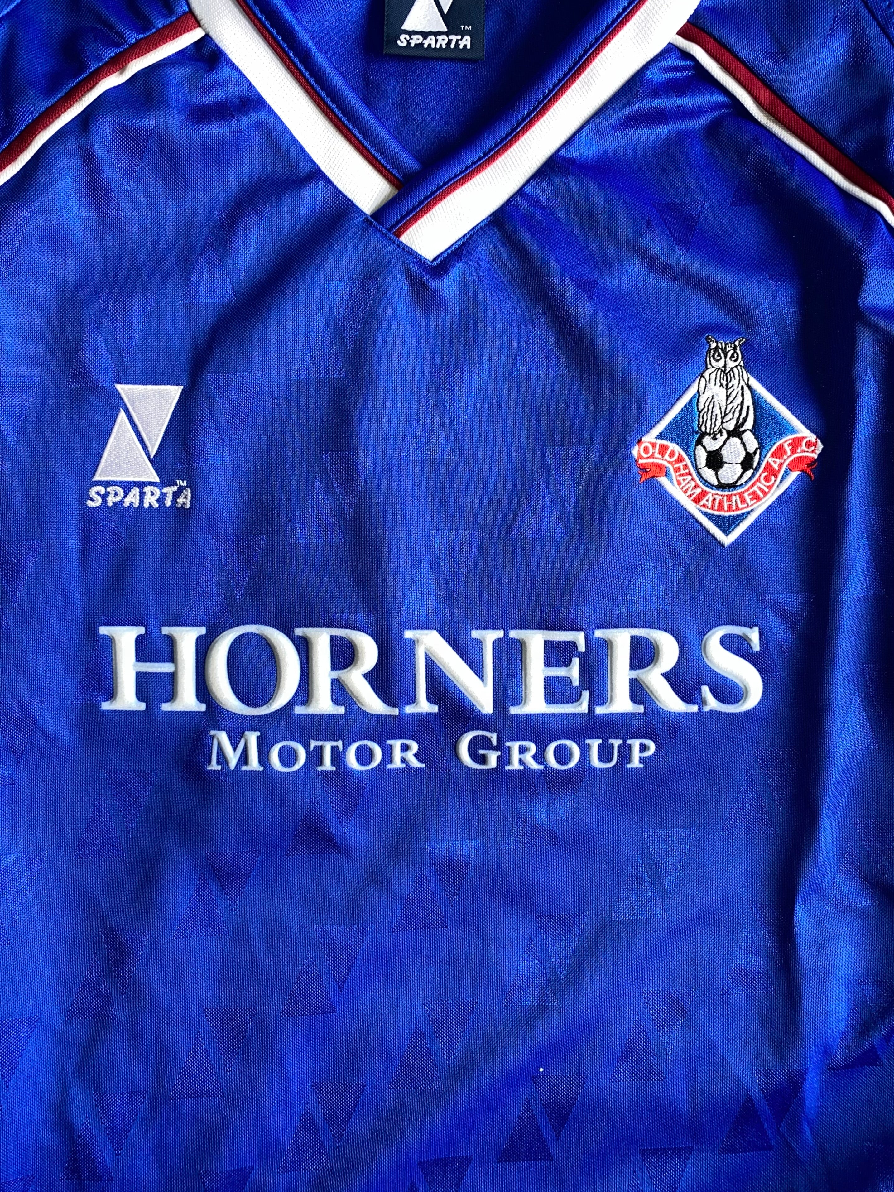 2003/04 OLDHAM ATHLETIC MATCH WORN HOME SHIRT (NDIWA #5)