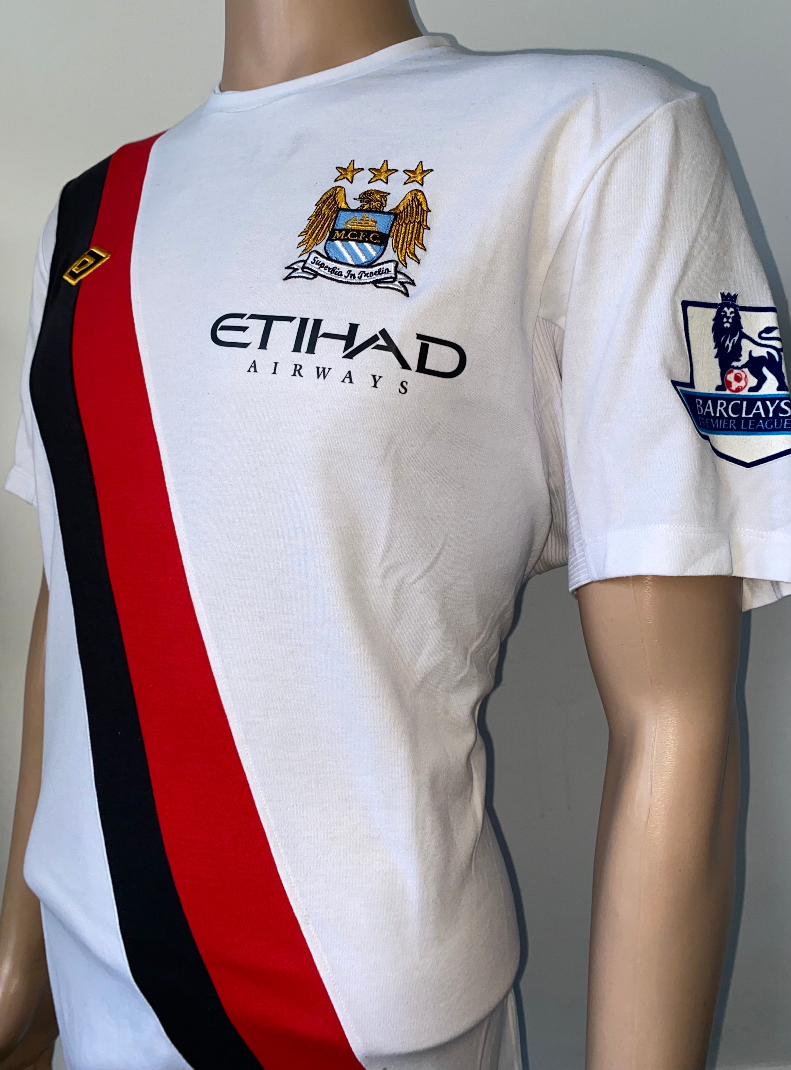 2009/10 MANCHESTER CITY MATCH WORN AWAY SHIRT (TOURE #28)