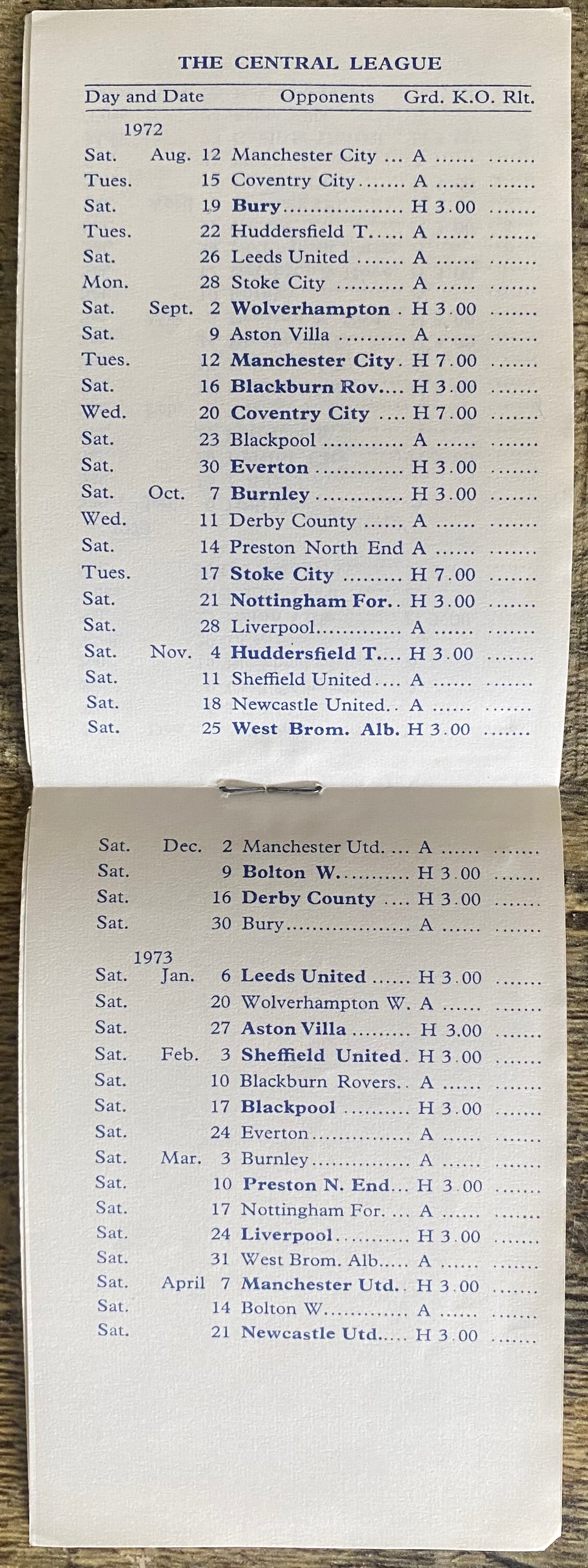 1972/73 ORIGINAL CLUB ISSUED FIXTURE LIST BOOKLET FOR SHEFFIELD WEDNESDAY