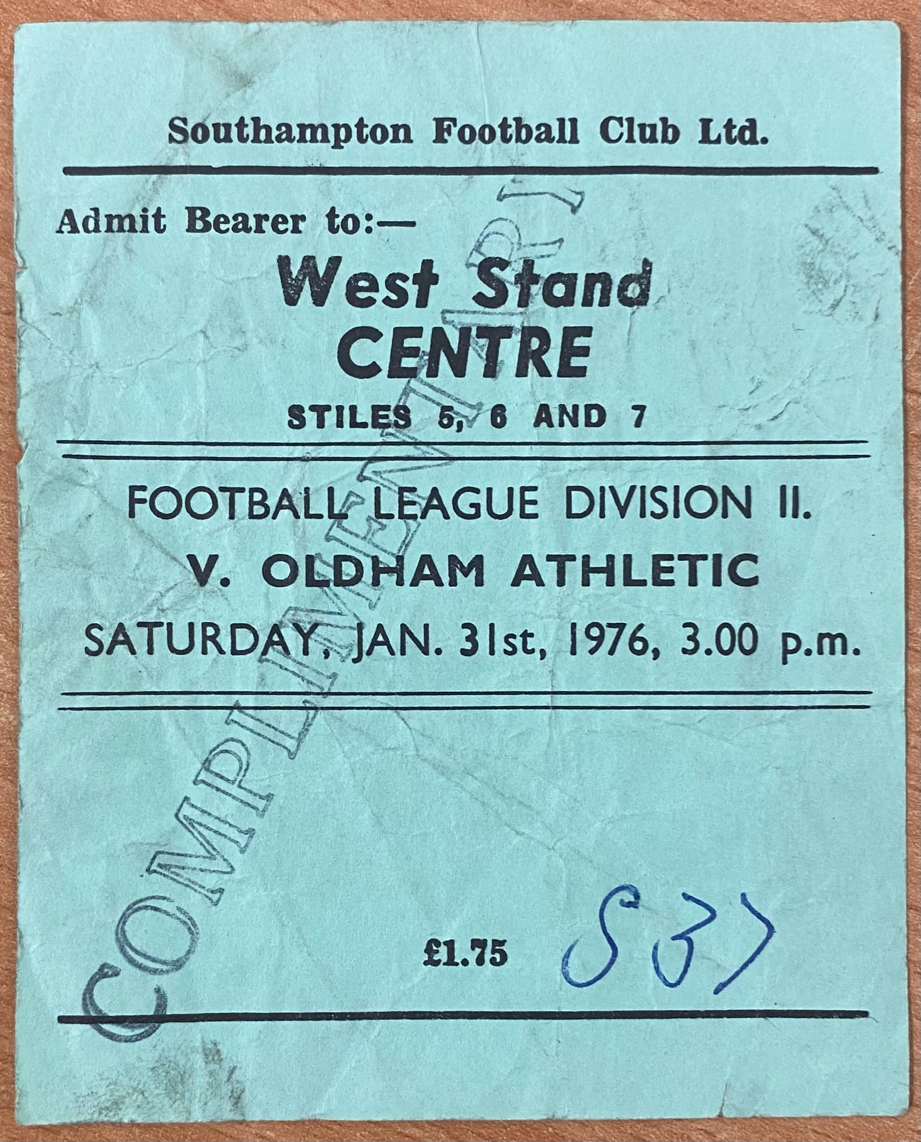 1975/76 ORIGINAL DIVISION 2 TICKET SOUTHAMPTON V OLDHAM ATHLETIC