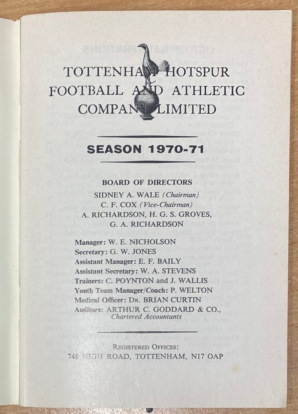 1970/71 ORIGINAL CLUB ISSUED OFFICIAL TOTTENHAM HOTSPUR HANDBOOK