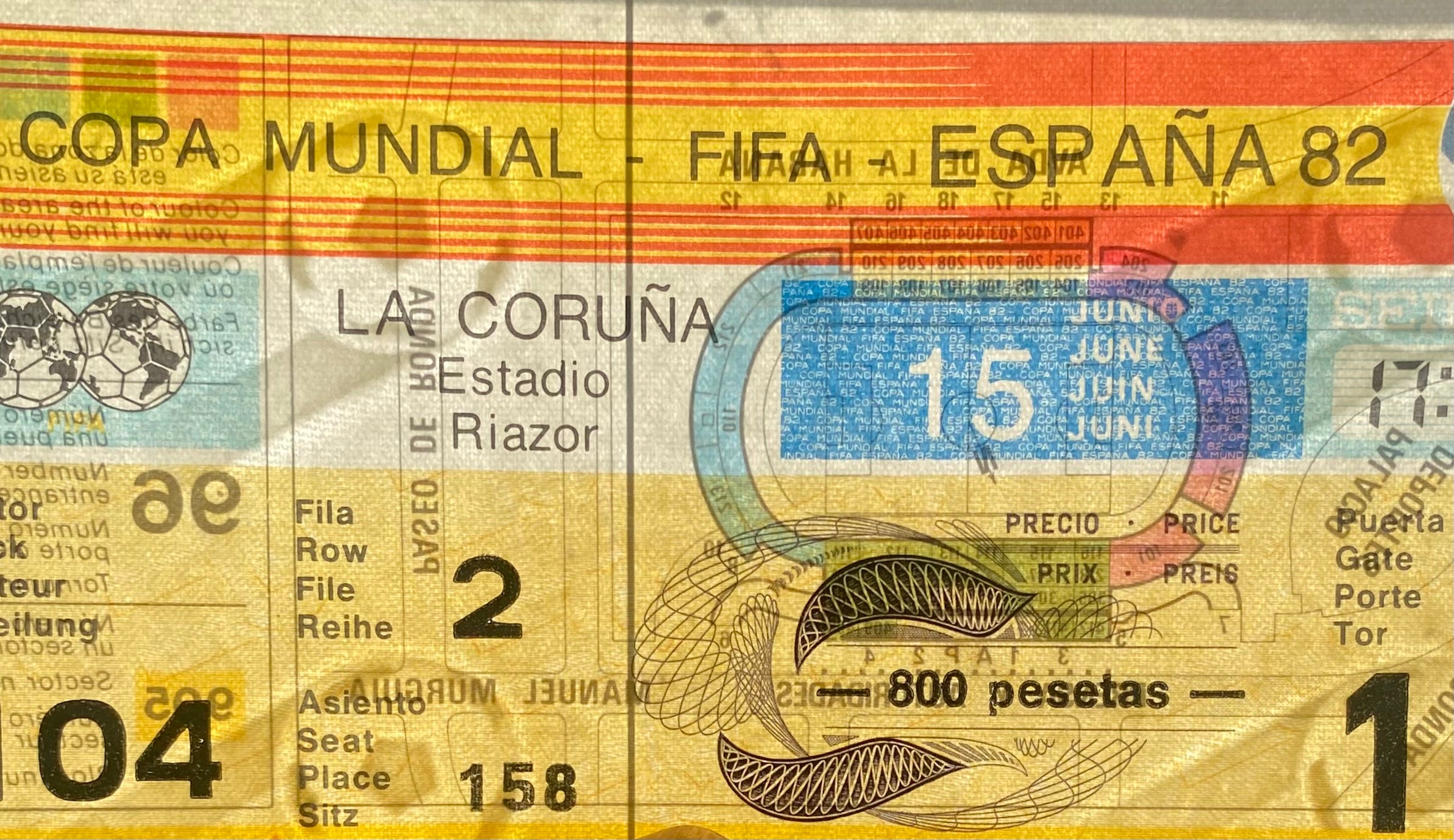 1982 ORIGINAL WORLD CUP 1ST ROUND UNUSED TICKET PERU V CAMEROON @ LA CORUNA