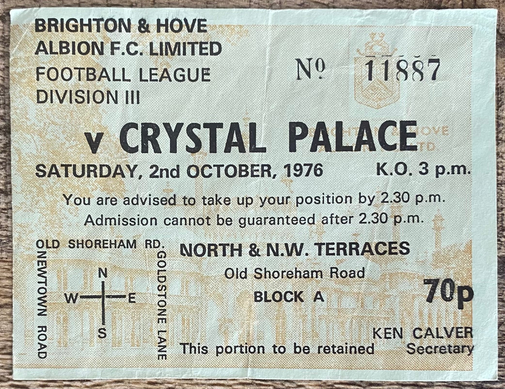 1976/77 ORIGINAL DIVISION 3 TICKET BRIGHTON AND HOVE ALBION V CRYSTAL PALACE