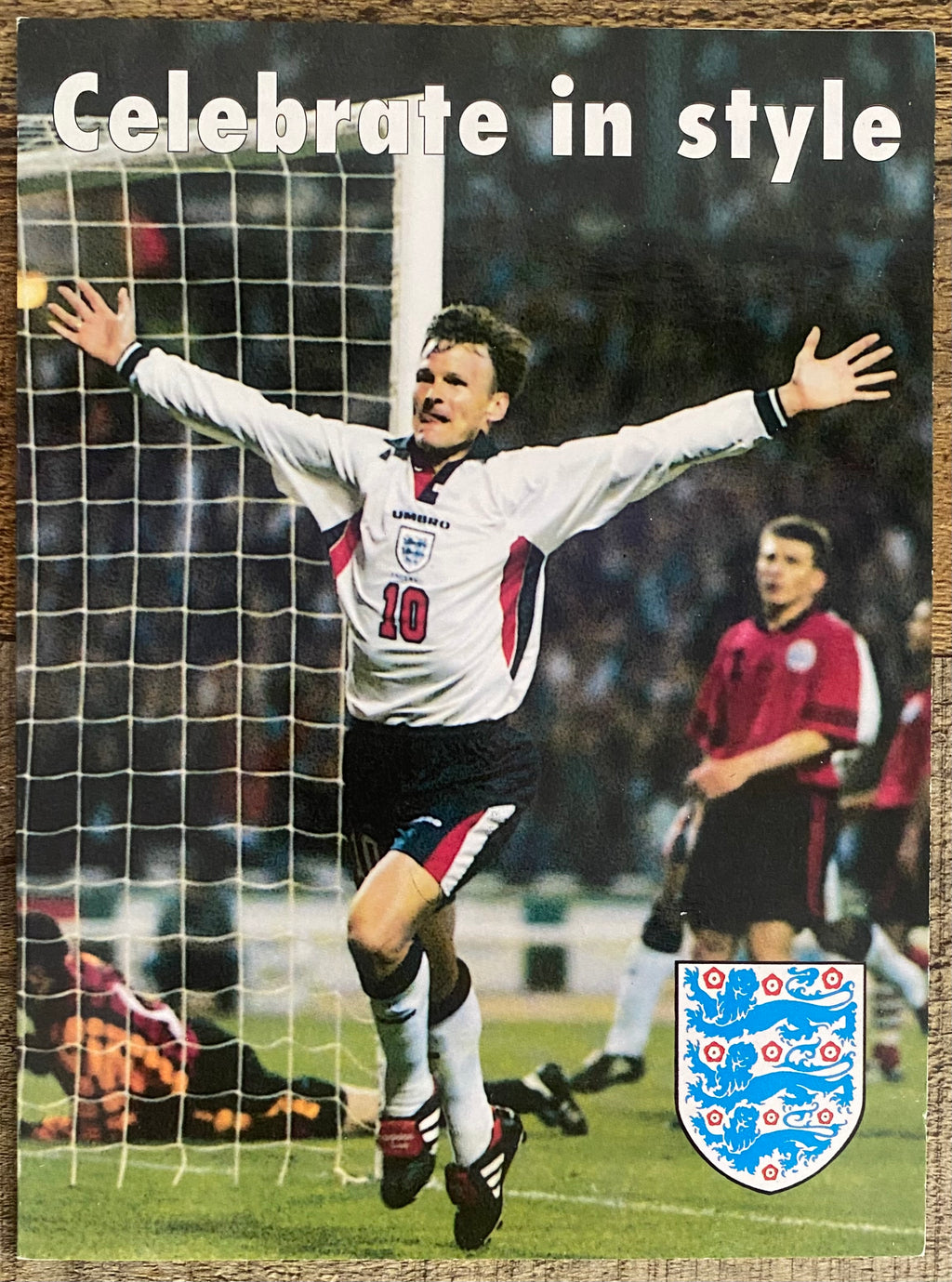 1998 CARD SIGNED BY 13 OF ENGLAND 98 WORLD CUP SQUAD V SAUDI ARABIA AT WEMBLEY (23/05/98)