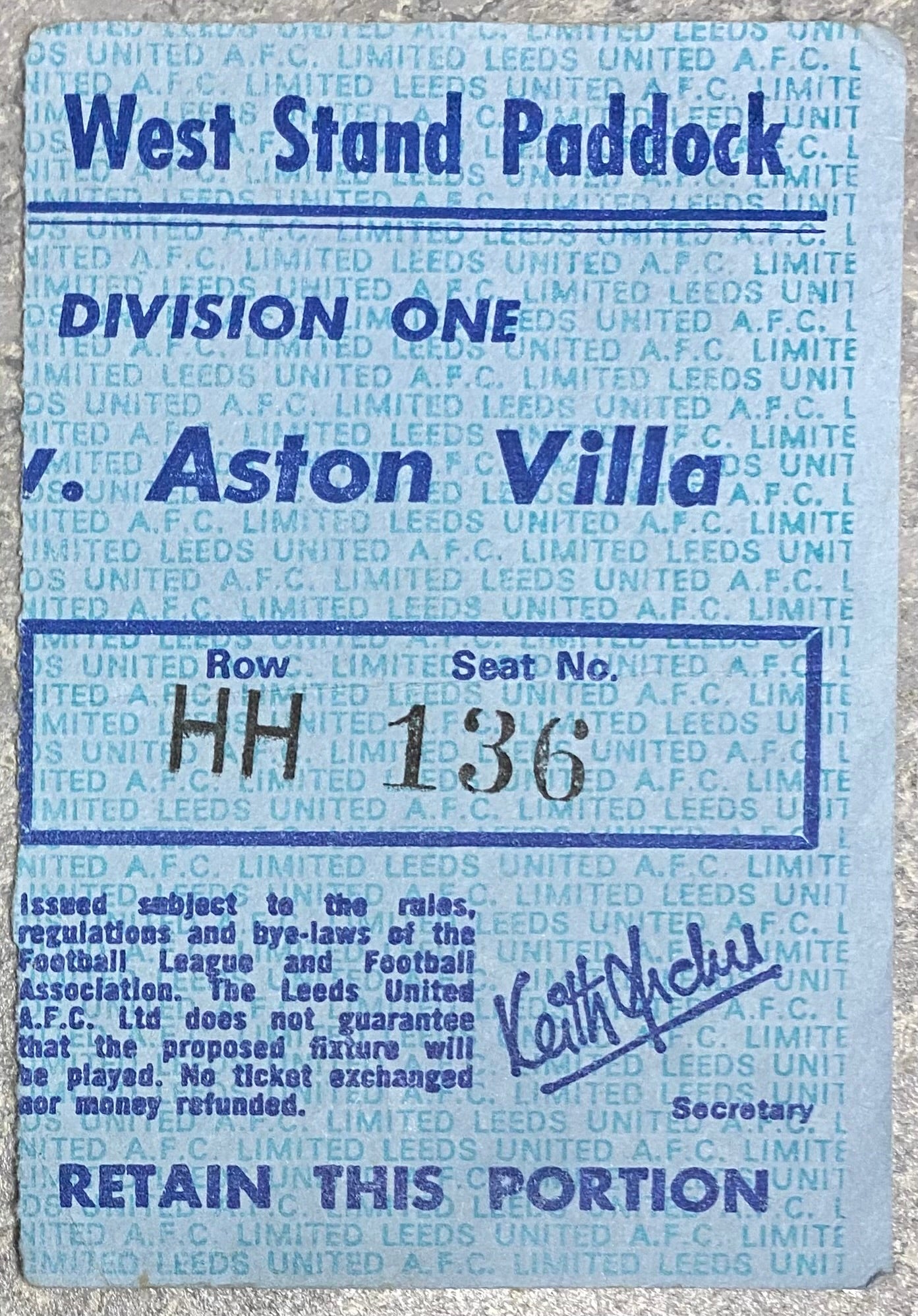 1975/76 ORIGINAL DIVISION ONE TICKET LEEDS UNITED V ASTON VILLA