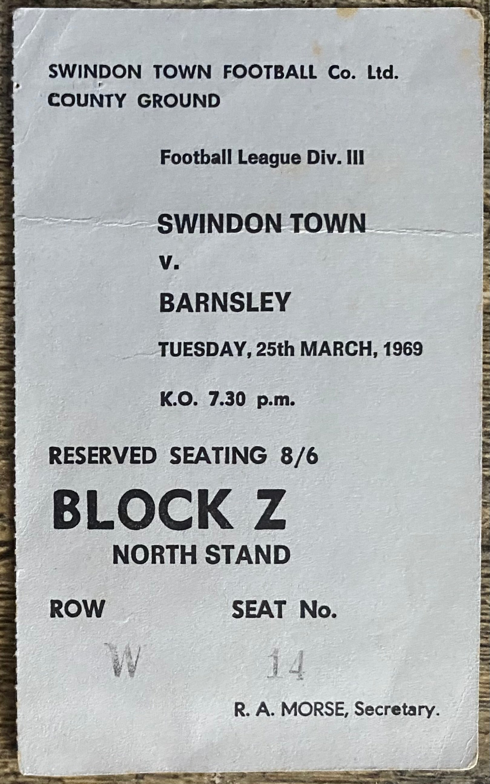 1968/69 ORIGINAL DIVISION 3 TICKET SWINDON TOWN V BARNSLEY