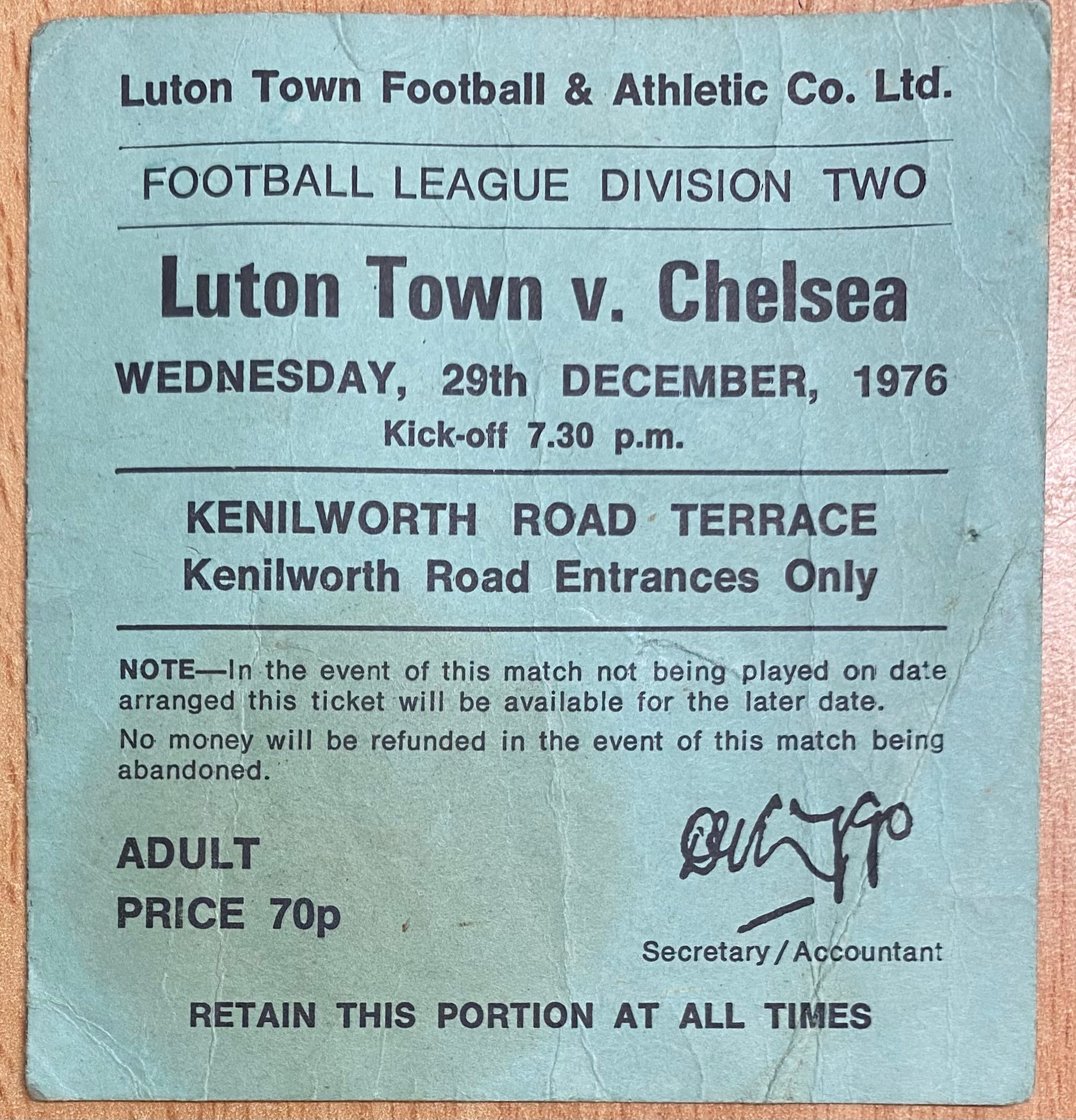 1976/77 ORIGINAL DIVISION 2 TICKET LUTON TOWN V CHELSEA