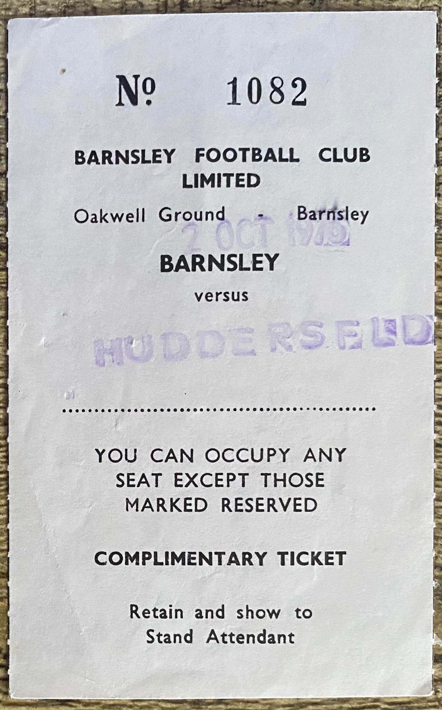 1976/77 ORIGINAL DIVISION 4 TICKET BARNSLEY V HUDDERSFIELD TOWN