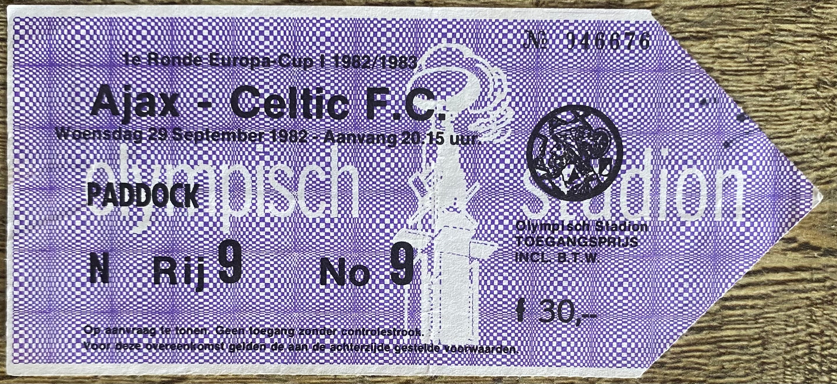 1982/83 ORIGINAL EUROPEAN CUP 1ST ROUND 2ND LEG TICKET AJAX AMSTERDAM V GLASGOW CELTIC