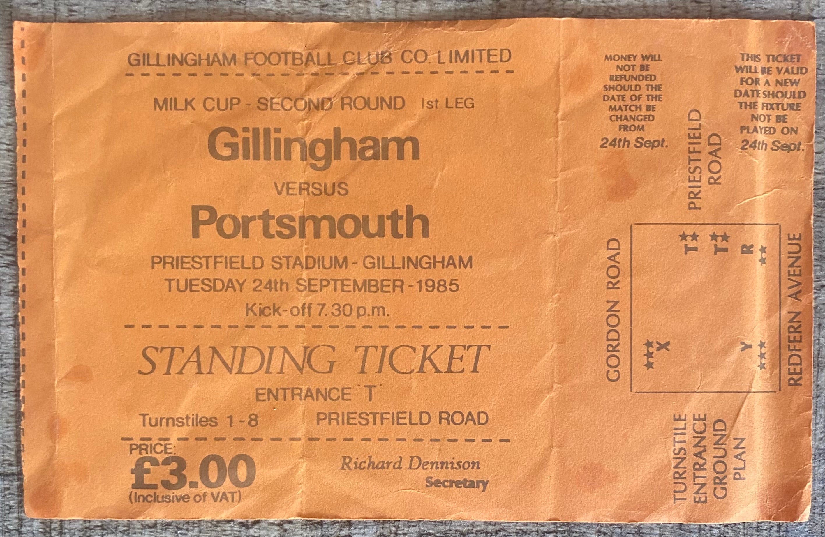 1985/86 ORIGINAL MILK CUP 2ND ROUND 1ST LEG TICKET GILLINGHAM V PORTSMOUTH