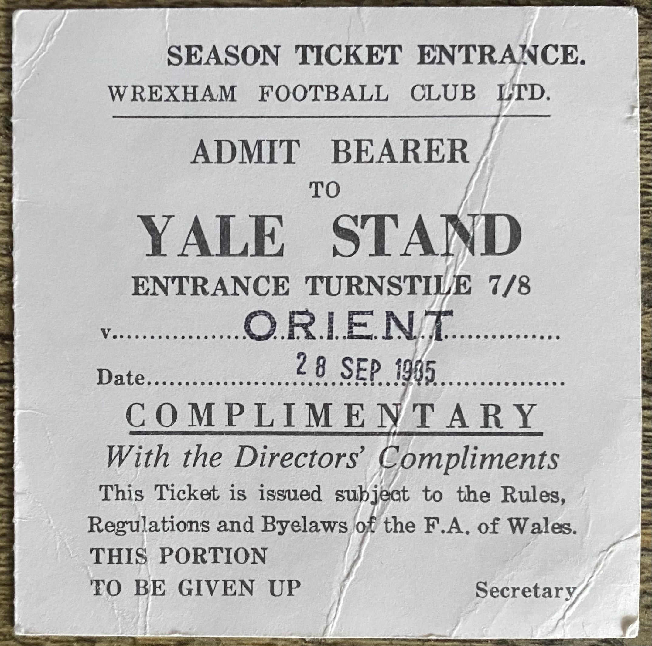 1985/86 ORIGINAL DIVISION 4 TICKET WREXHAM V ORIENT
