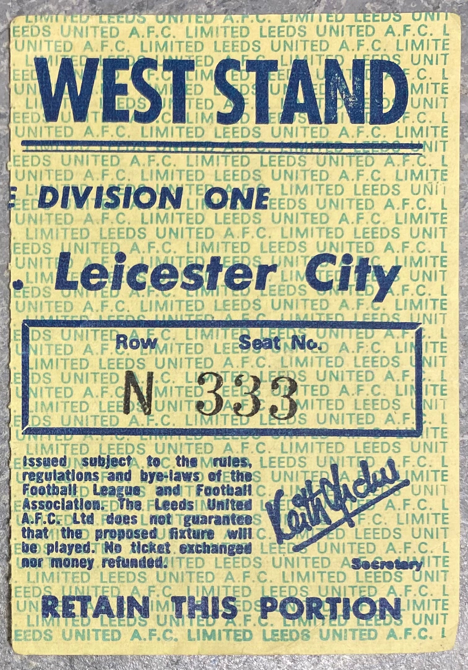 1975/76 ORIGINAL DIVISION ONE TICKET LEEDS UNITED V LEICESTER CITY