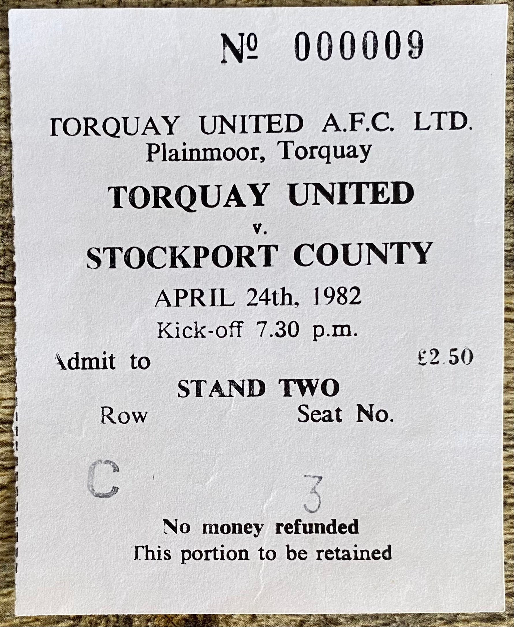 1981/82  ORIGINAL DIVISION 4 TICKET TORQUAY UNITED V STOCKPORT COUNTY