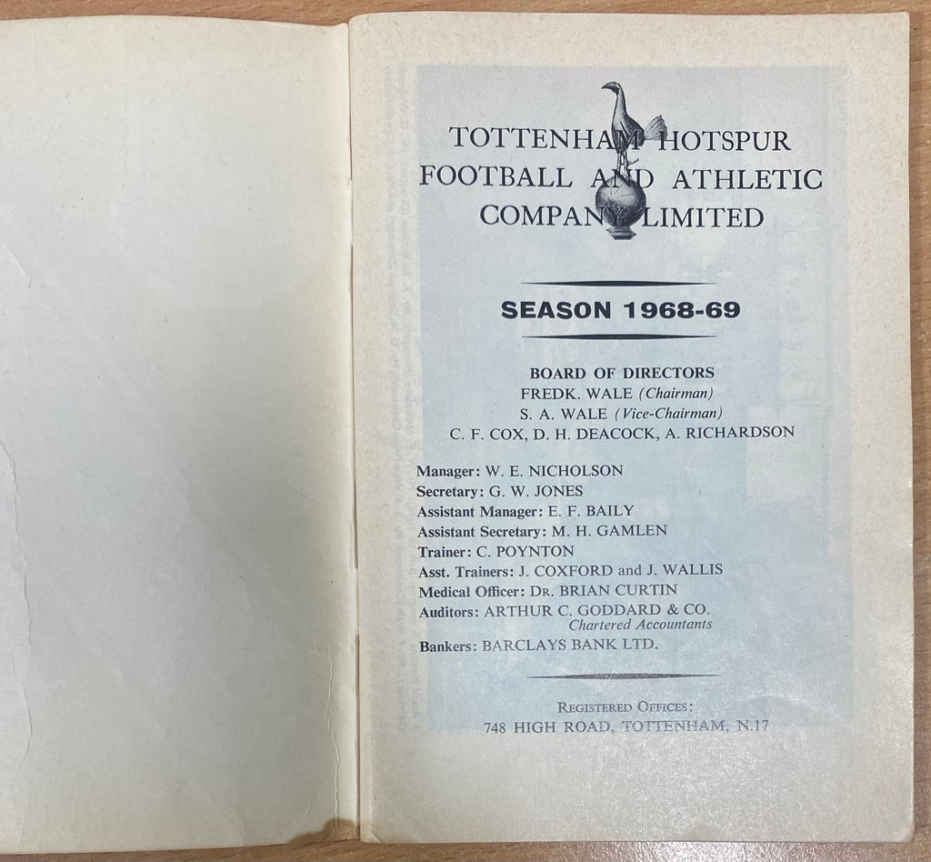 1968/69 ORIGINAL CLUB ISSUED OFFICIAL TOTTENHAM HOTSPUR HANDBOOK