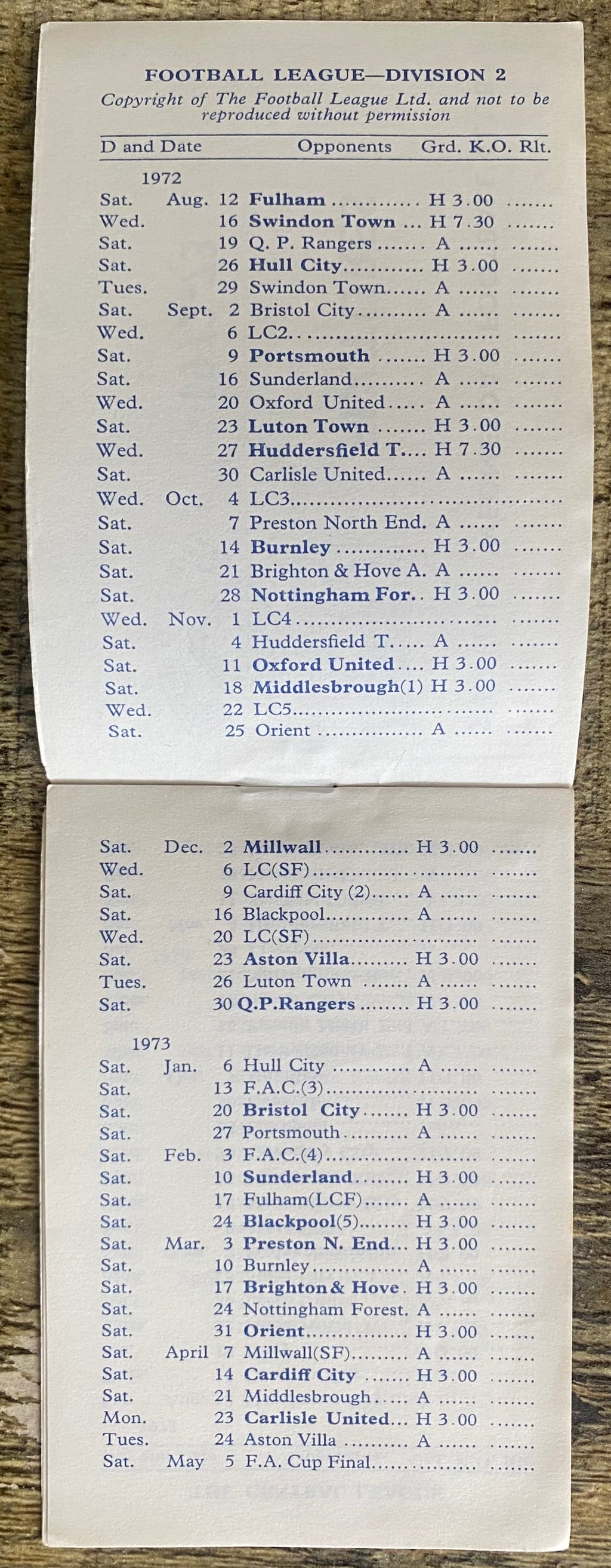 1972/73 ORIGINAL CLUB ISSUED FIXTURE LIST BOOKLET FOR SHEFFIELD WEDNESDAY