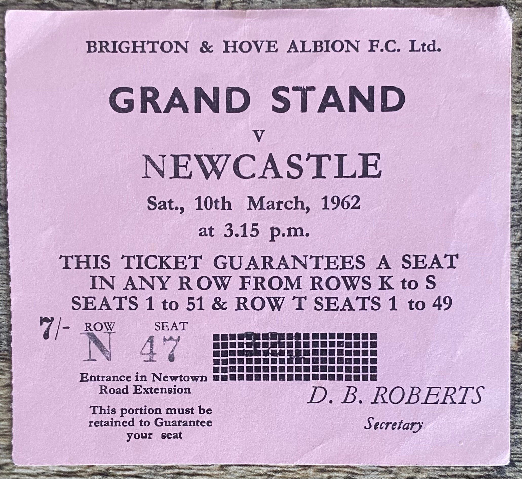 1961/62 ORIGINAL DIVISION 2 TICKET BRIGHTON AND HOVE ALBION V NEWCASTLE UNITED