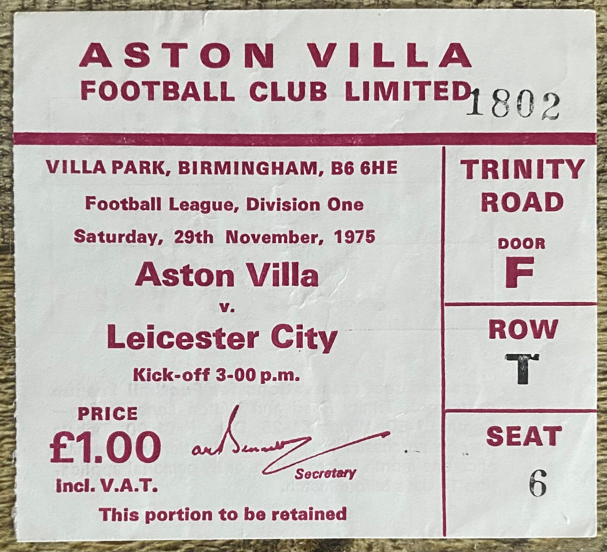 1975/76 ORIGINAL DIVISION 1 TICKET ASTON VILLA V LEICESTER CITY