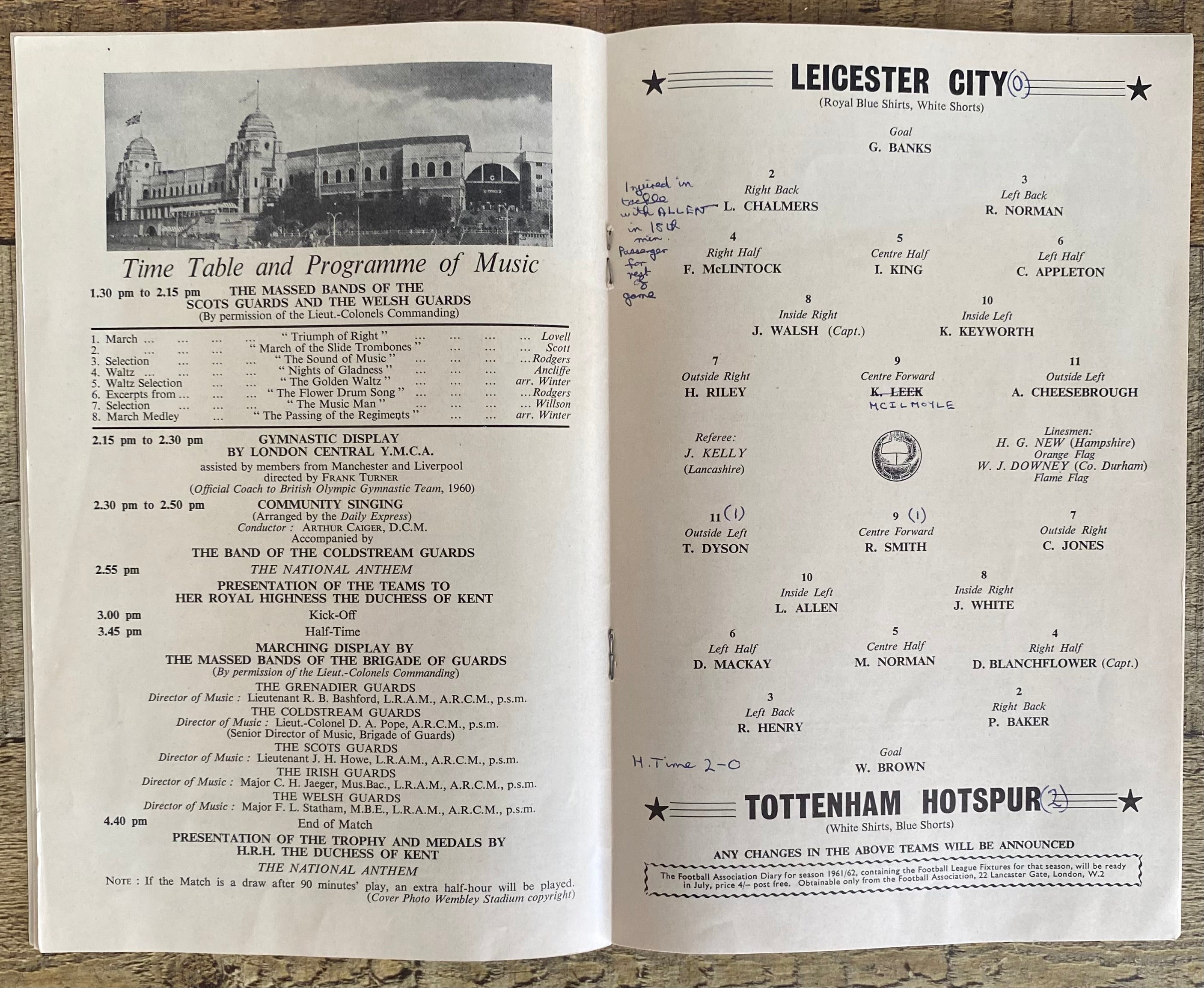 1961 ORIGINAL FA CUP FINAL PROGRAMME TOTTENHAM HOTSPUR V BURNLEY