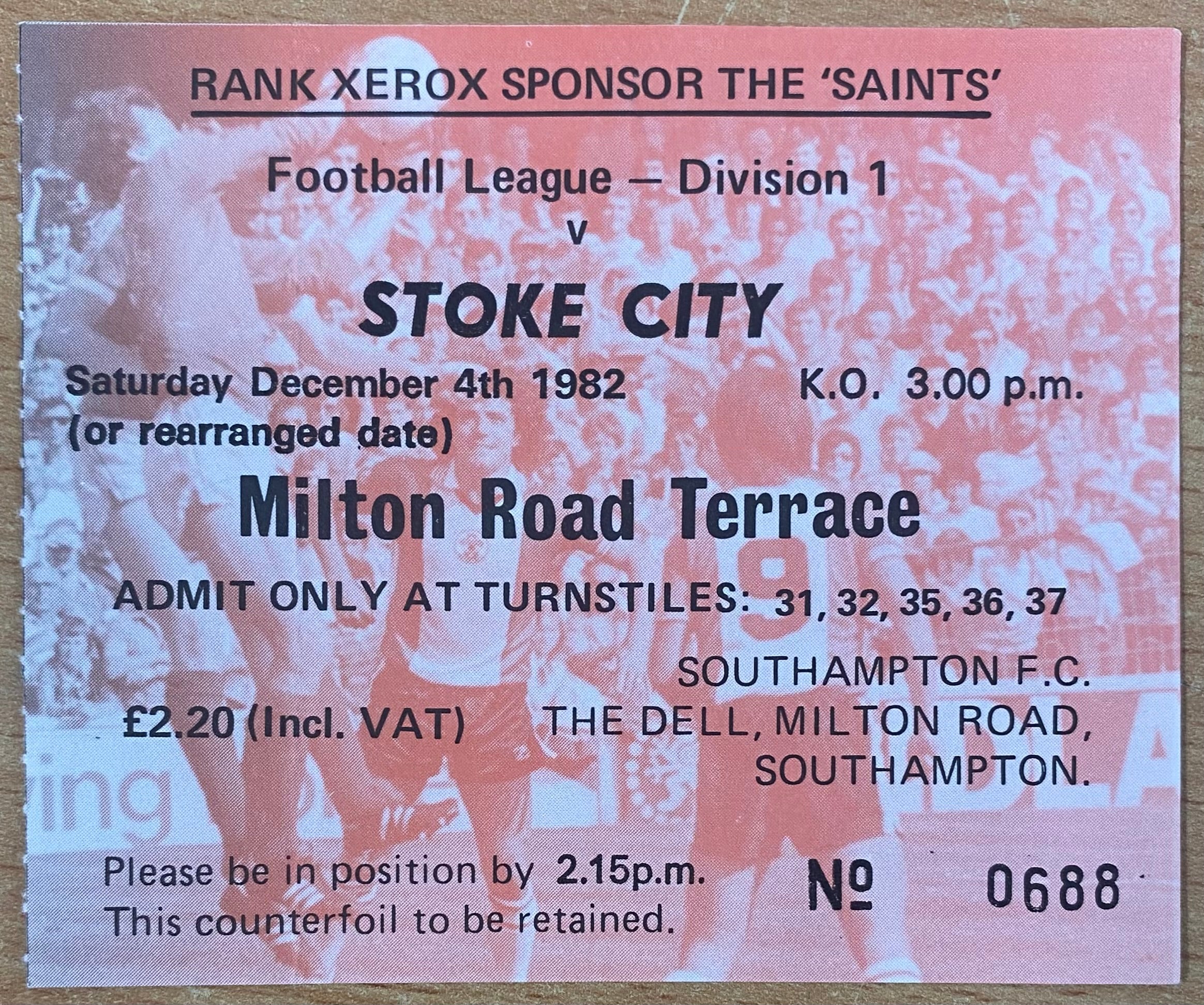 1982/83 ORIGINAL DIVISION ONE TICKET SOUTHAMPTON V STOKE CITY