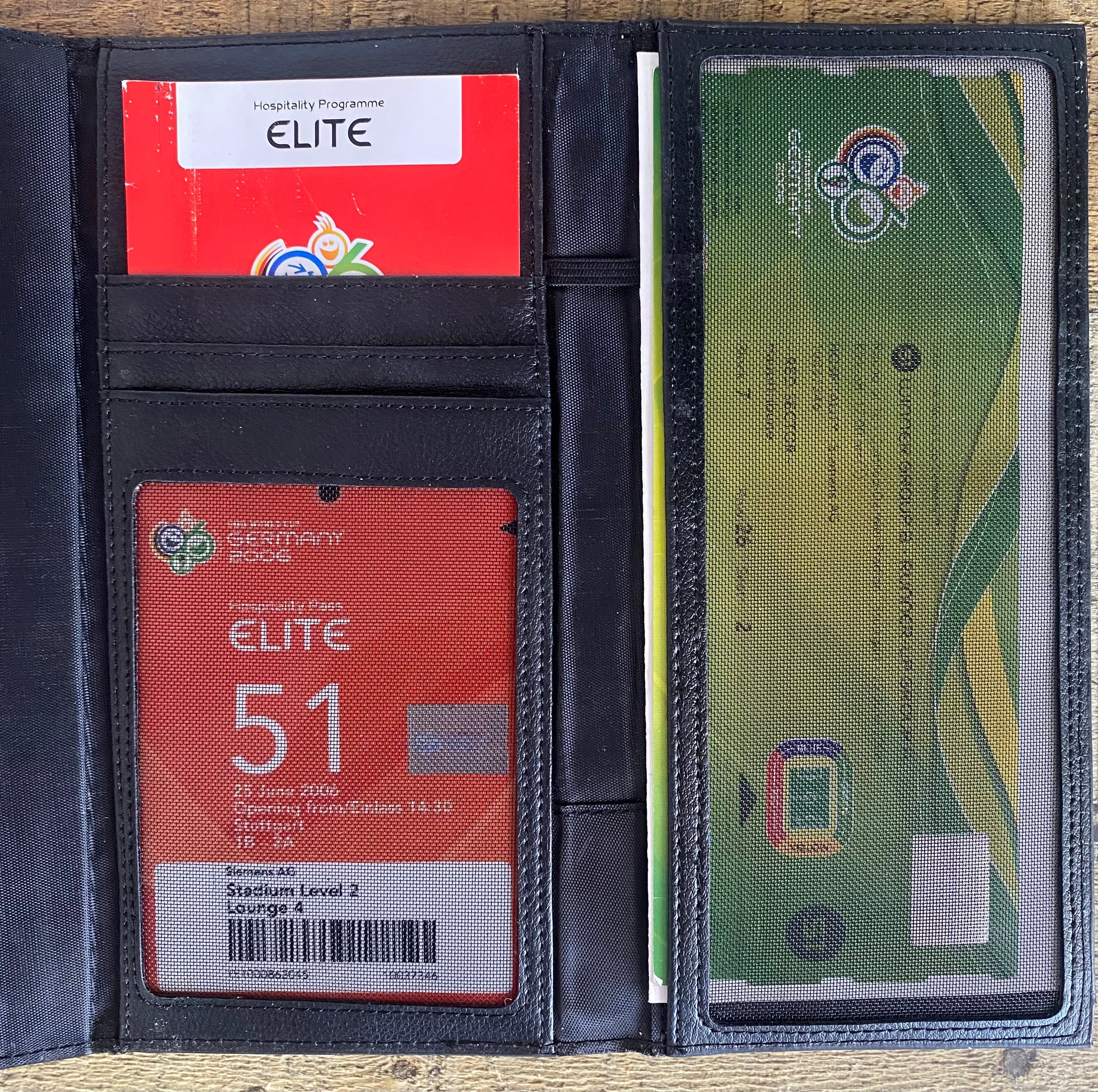 2006 ORIGINAL WORLD CUP 2ND ROUND TICKET ENGLAND V ECUADOR @ STUTTGART (VIP TICKET PACK)