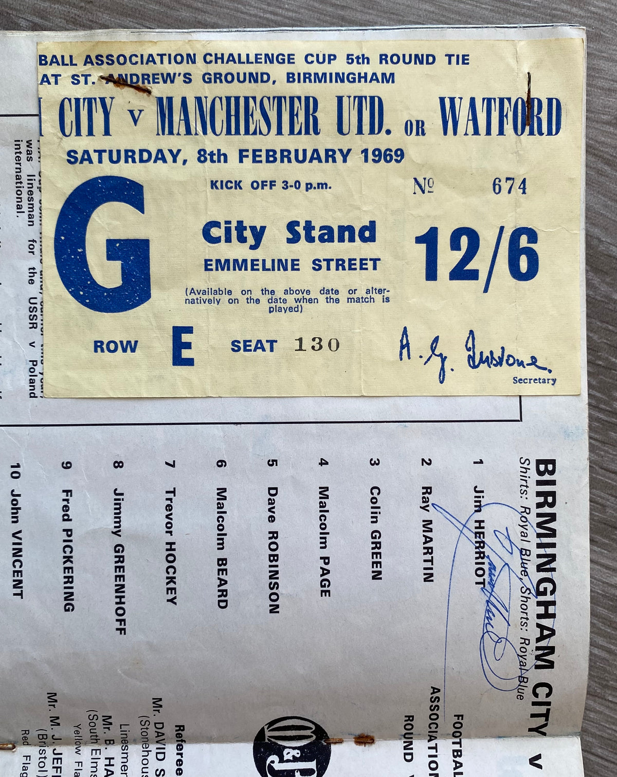 1968/69 ORIGINAL FA CUP 5TH ROUND PROGRAMME AND TICKET  BIRMINGHAM CITY V MANCHESTER UNITED (SIGNED BY BEST, LAW & CHARLTON)