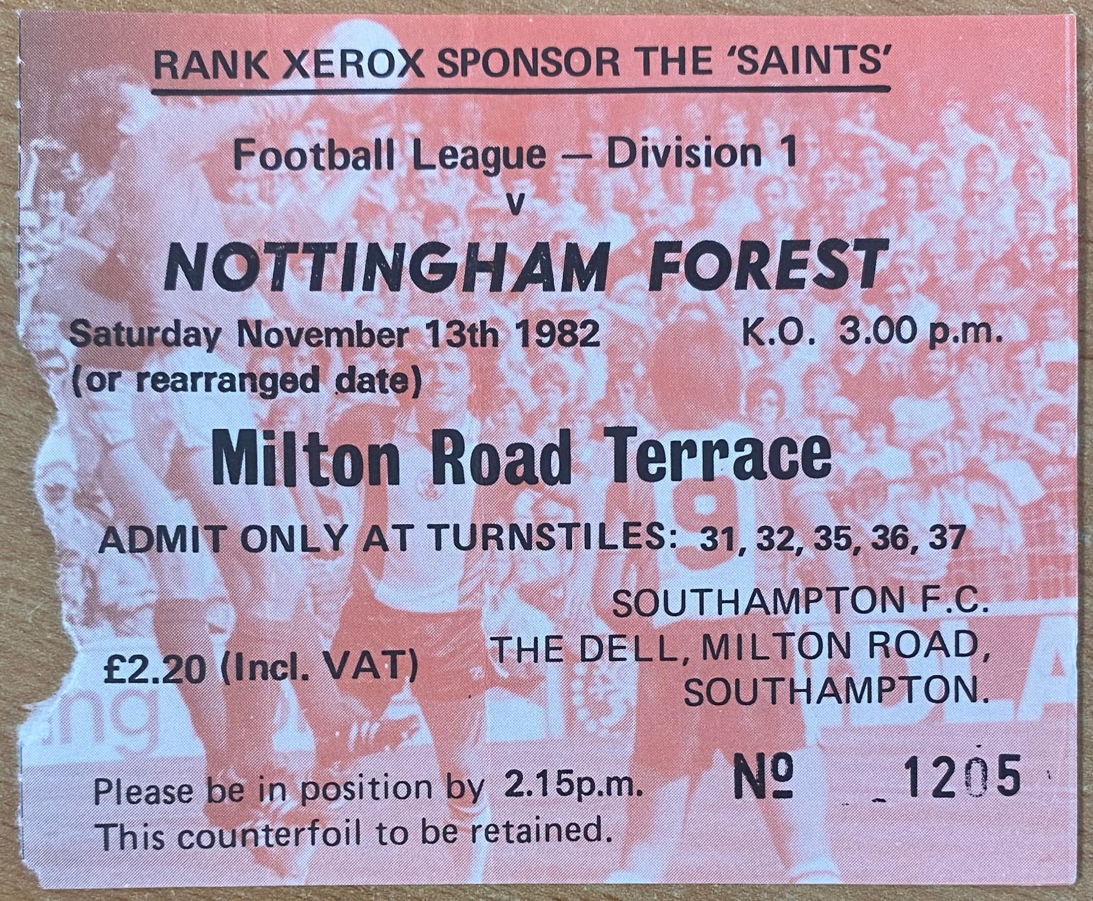 1982/83 ORIGINAL DIVISION ONE TICKET SOUTHAMPTON V NOTTINGHAM FOREST
