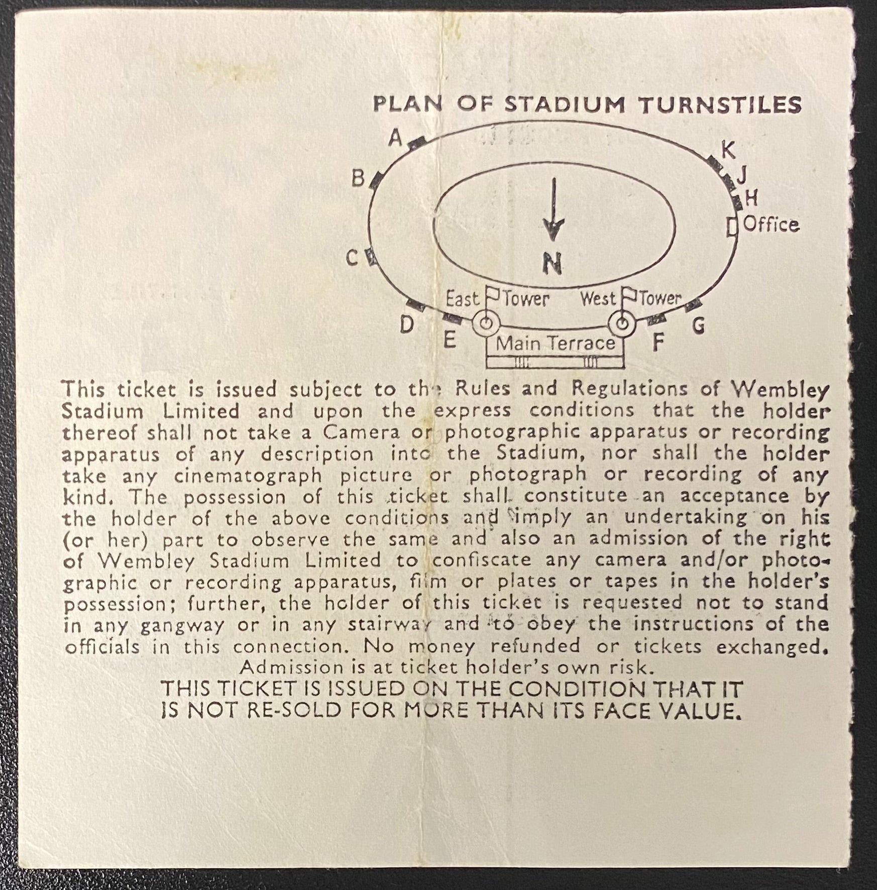 1976 ORIGINAL CHARITY SHIELD TICKET LIVERPOOL V SOUTHAMPTON