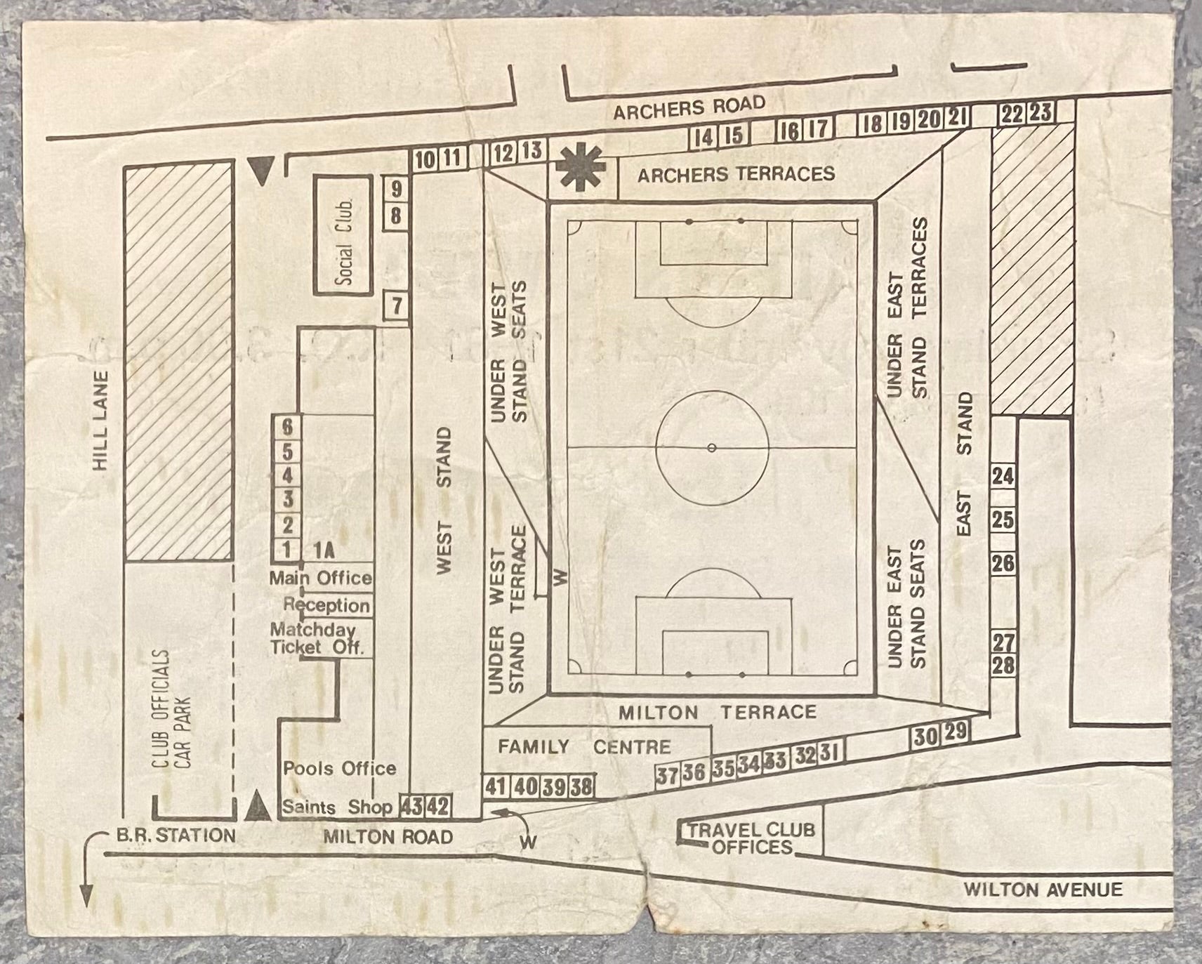 1981/82 ORIGINAL DIVISION ONE TICKET SOUTHAMPTON V LEEDS UNITED
