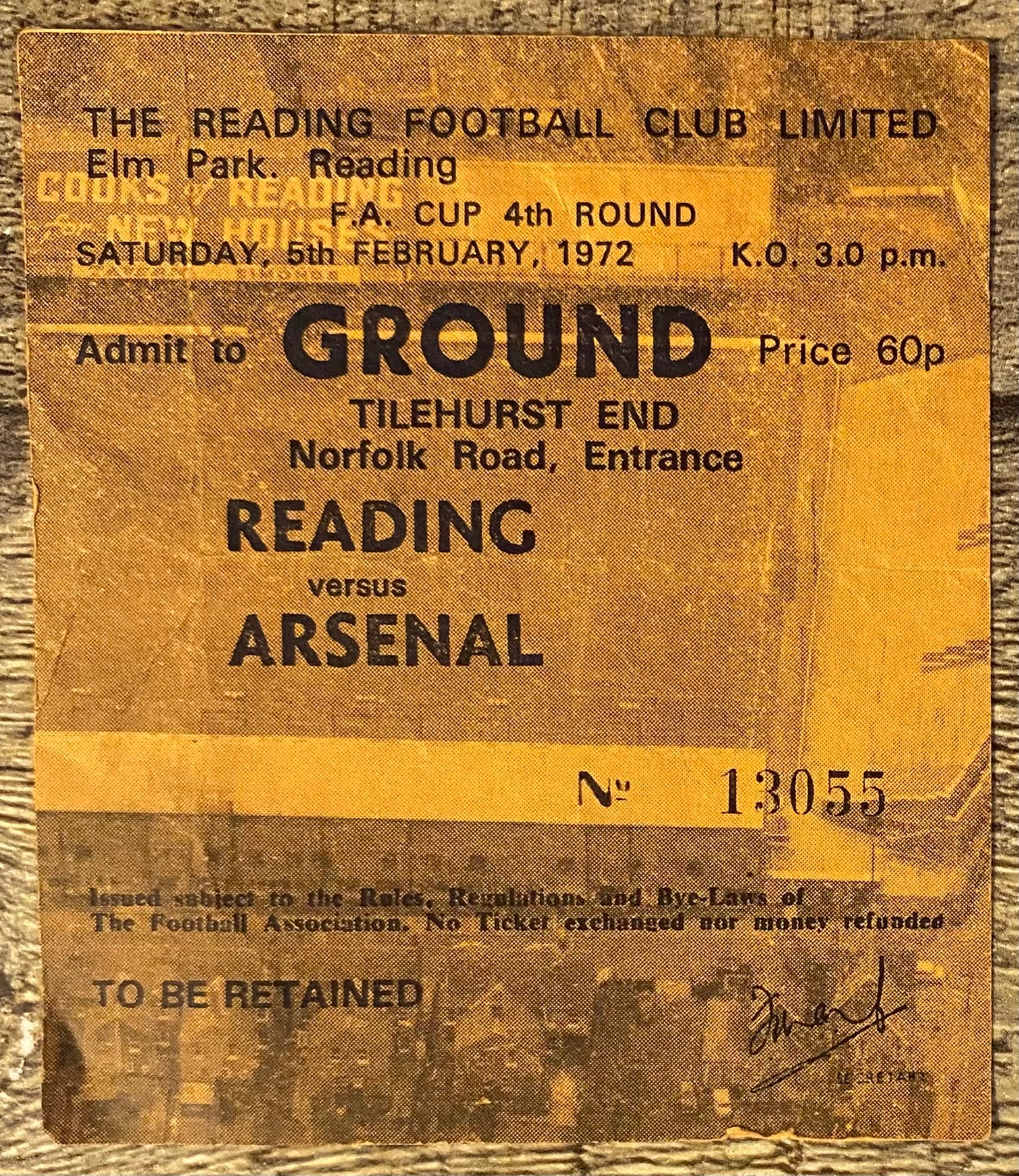 1971/72 ORIGINAL FA CUP 4TH ROUND TICKET READING V ARSENAL