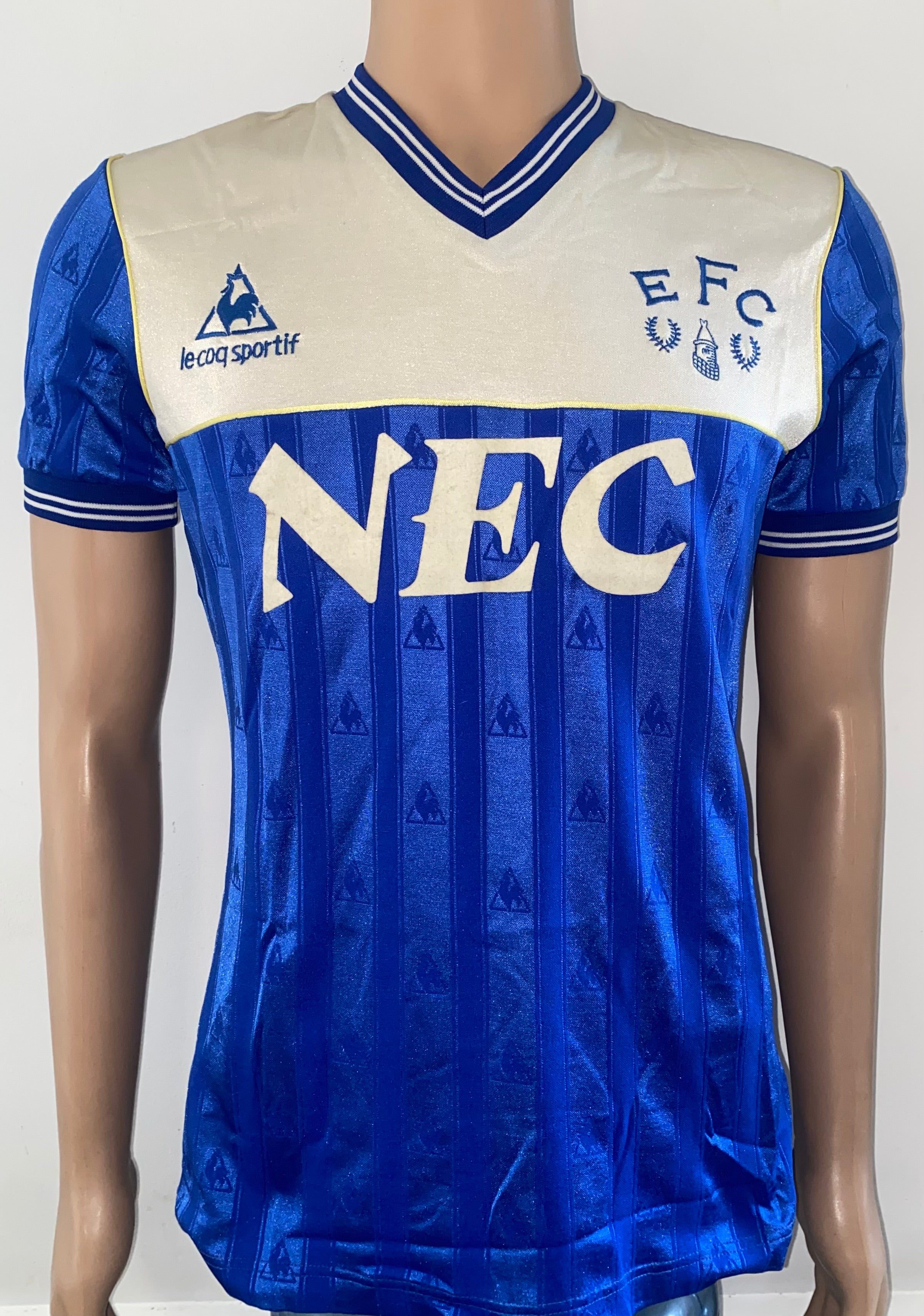 1985/86 EVERTON MATCH WORN LE COQ SPORTIF HOME SHIRT #12