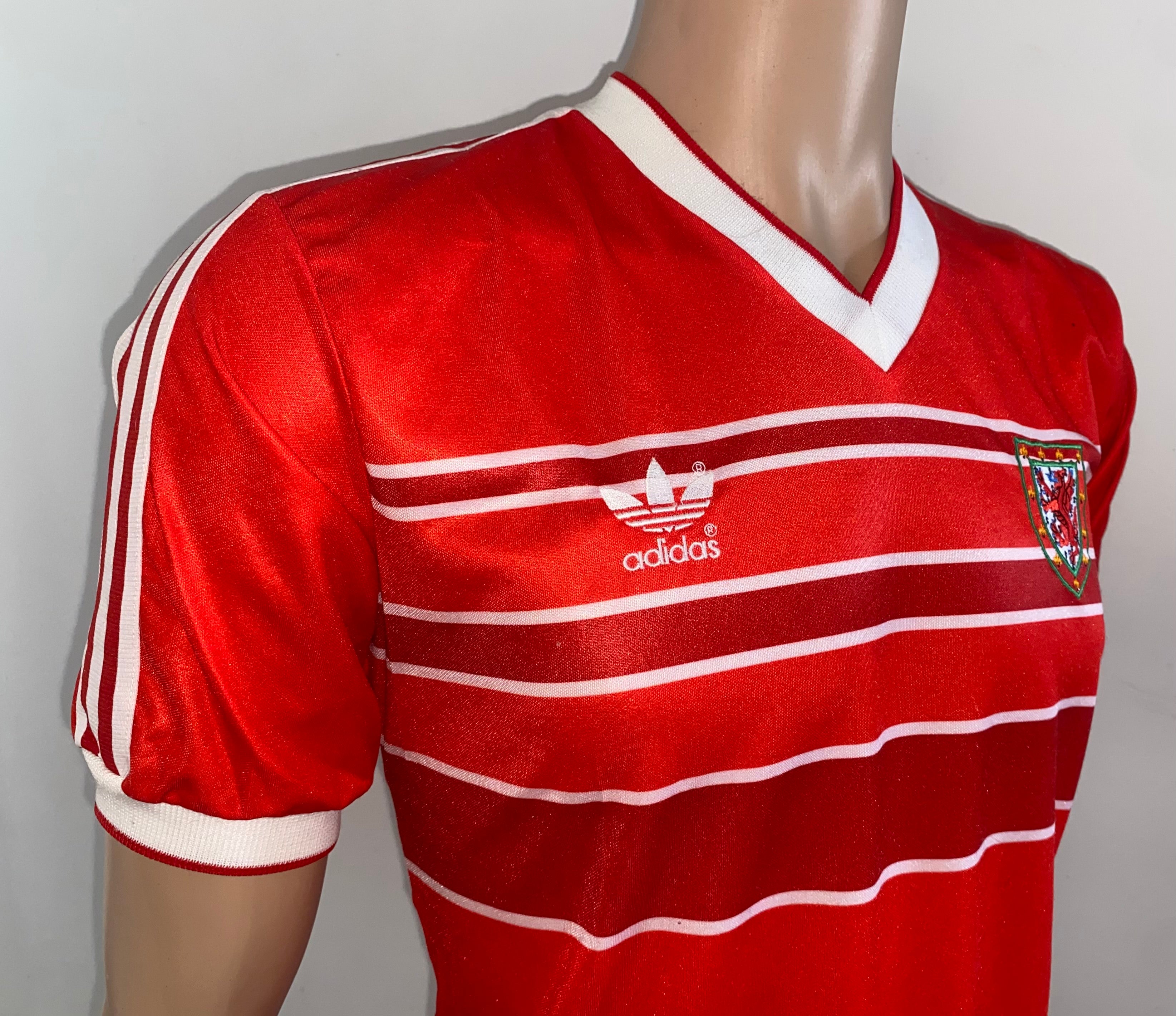 1985 WALES HOME MATCH WORN SHIRT PETER NICHOLAS #6