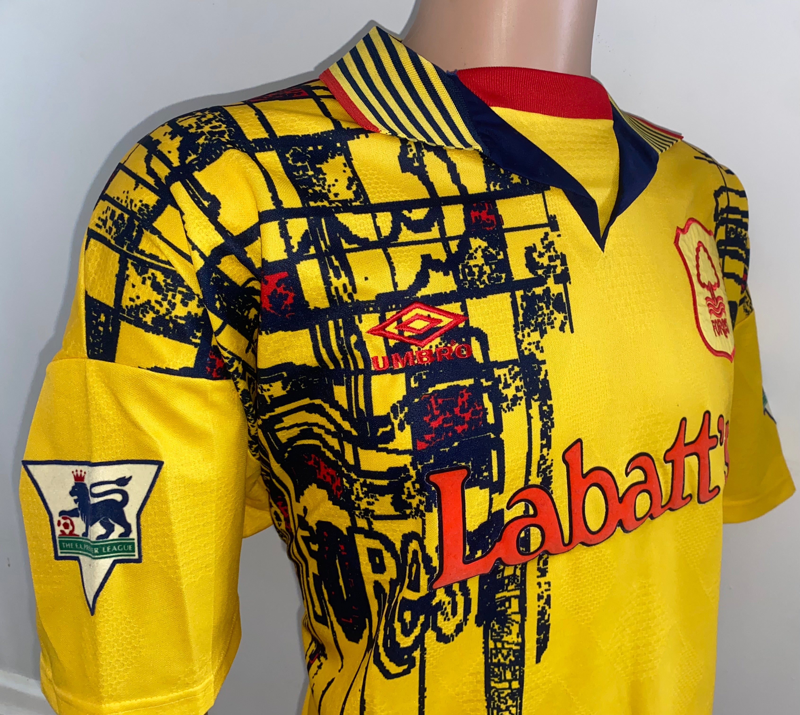 1994/95 NOTTINGHAM FOREST MATCH ISSUE AWAY SHIRT HAALAND 18