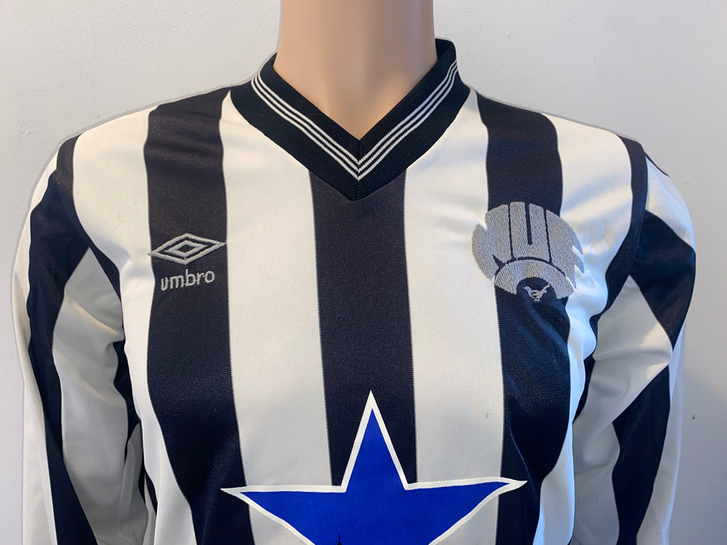 1984/85 NEWCASTLE UNITED MATCH WORN UMBRO HOME SHIRT #7