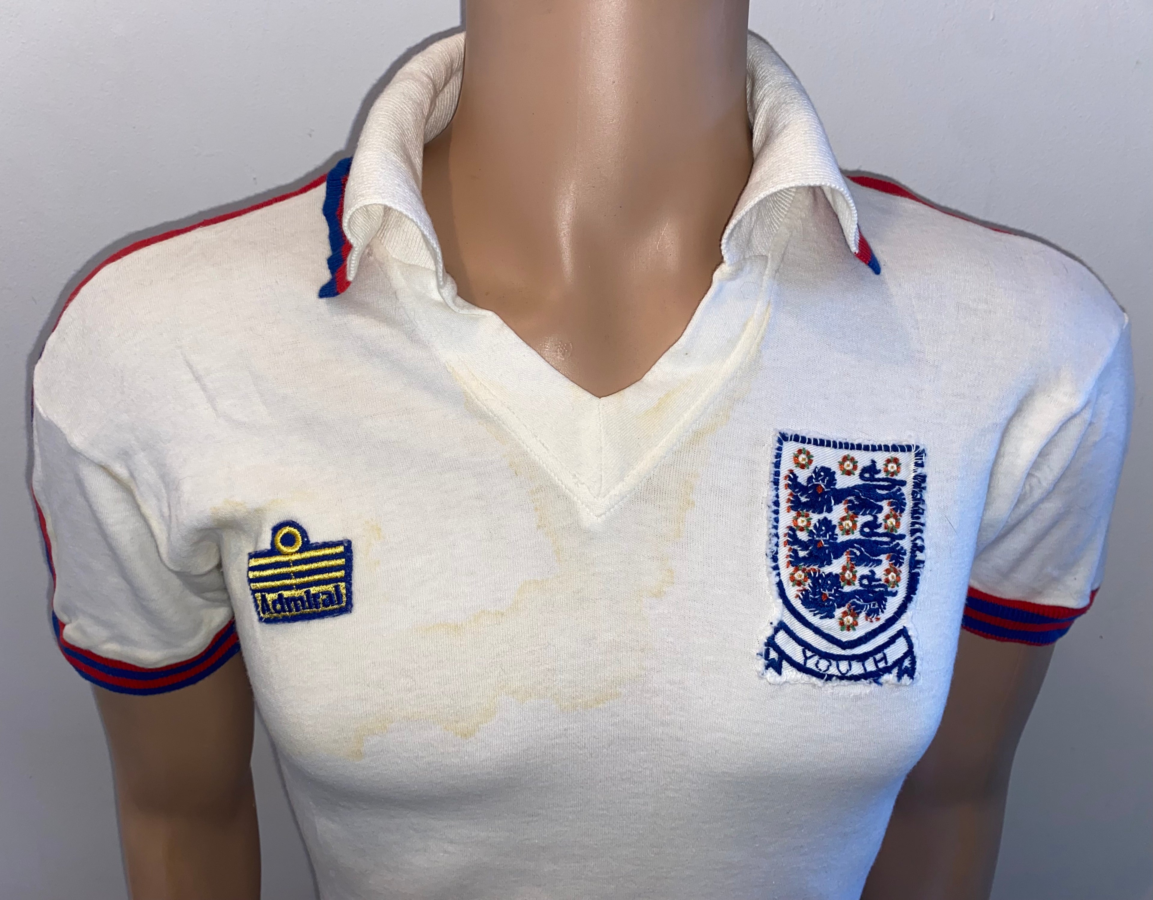 1976 ENGLAND YOUTH MATCH WORN HOME SHIRT COWANS #12