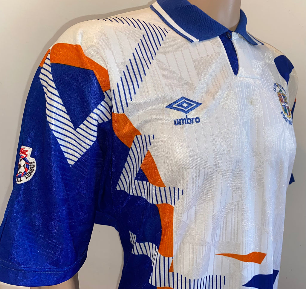 1991/92 LUTON TOWN MATCH WORN UMBRO HOME SHIRT #3