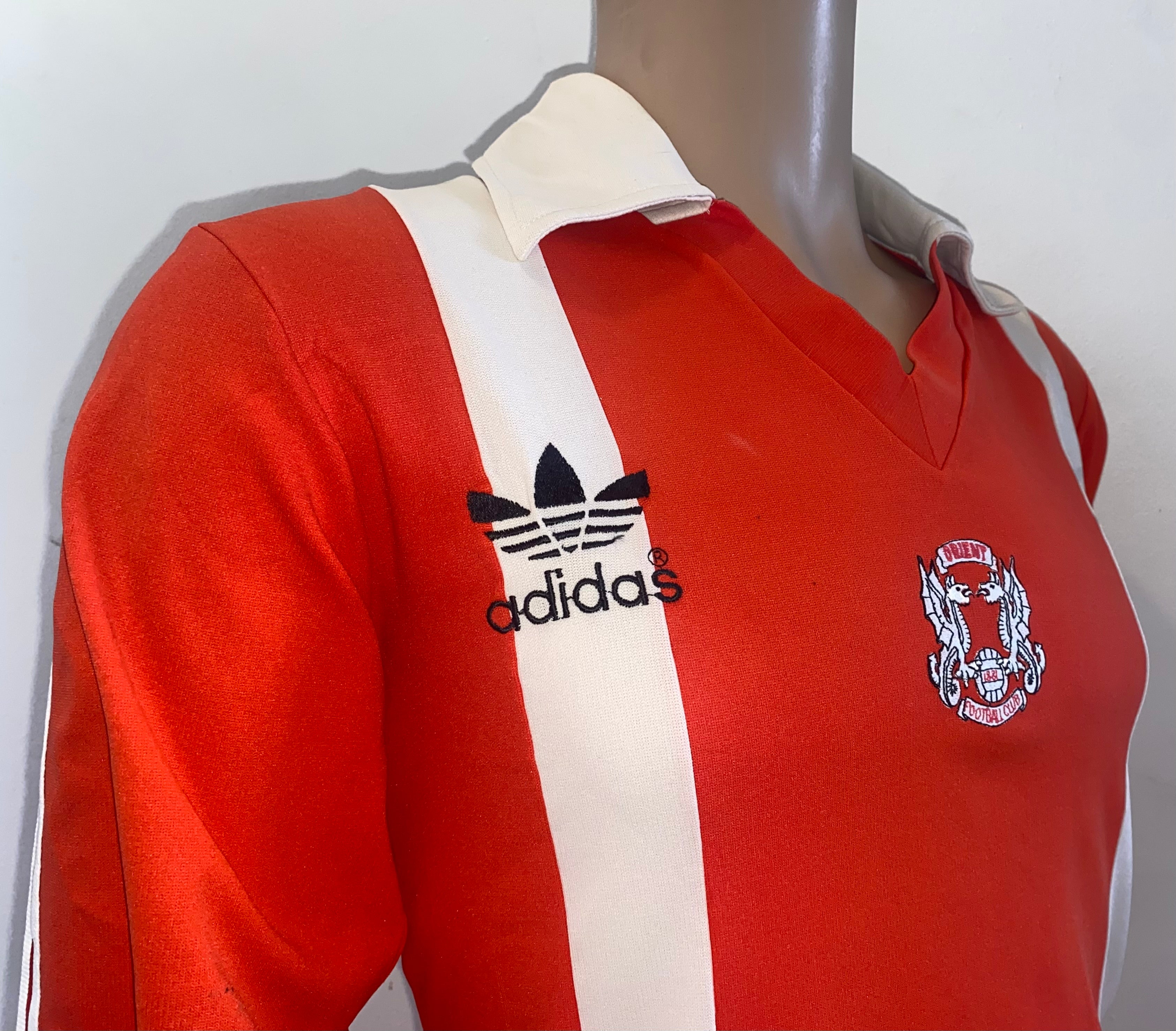 1980/81 ADIDAS ORIENT MATCH WORN AWAY SHIRT #10