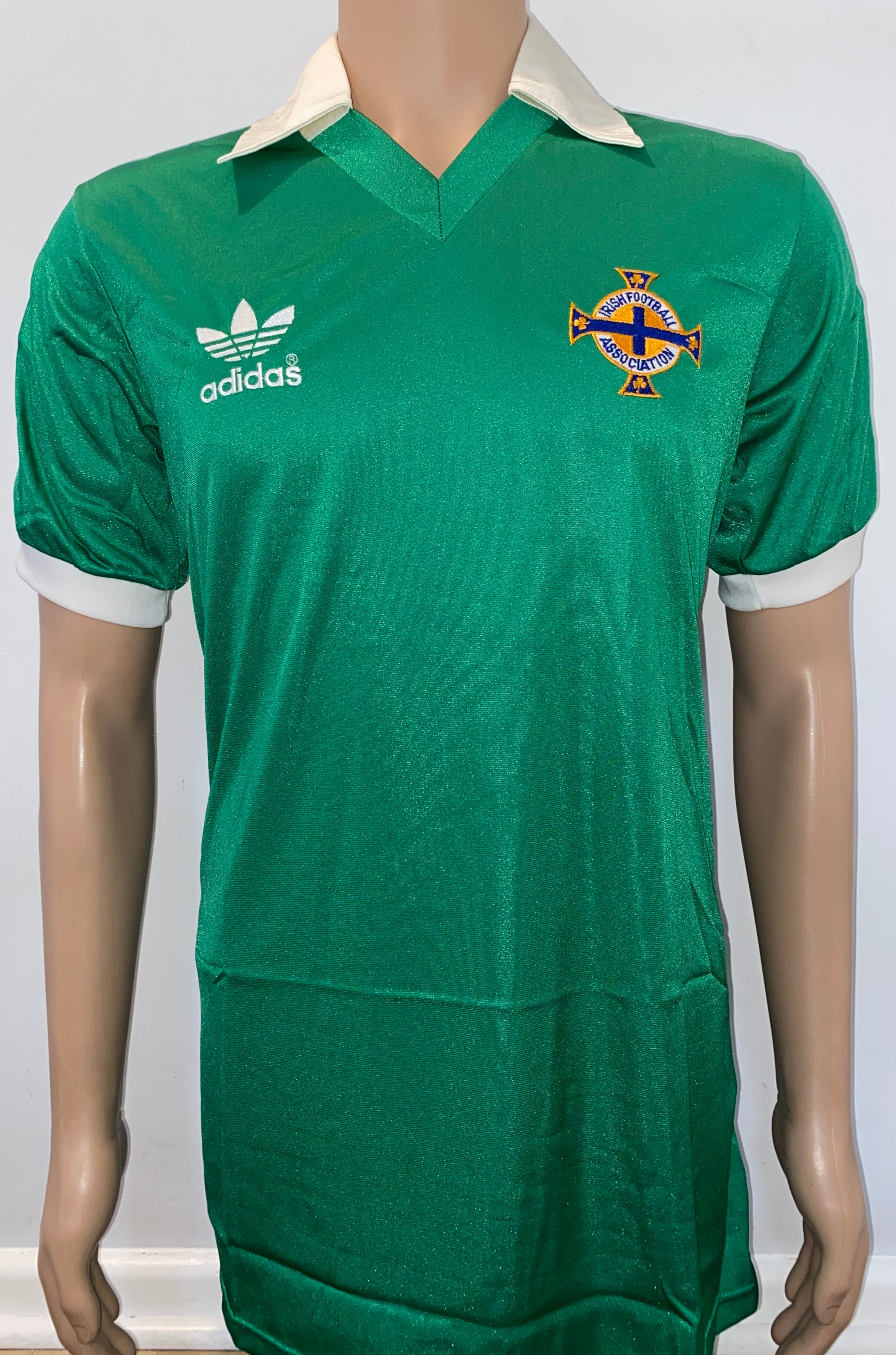 1978 NORTHERN IRELAND MATCH WORN SHIRT CHRIS MCGRATH V ENGLAND/SCOTLAND/WALES