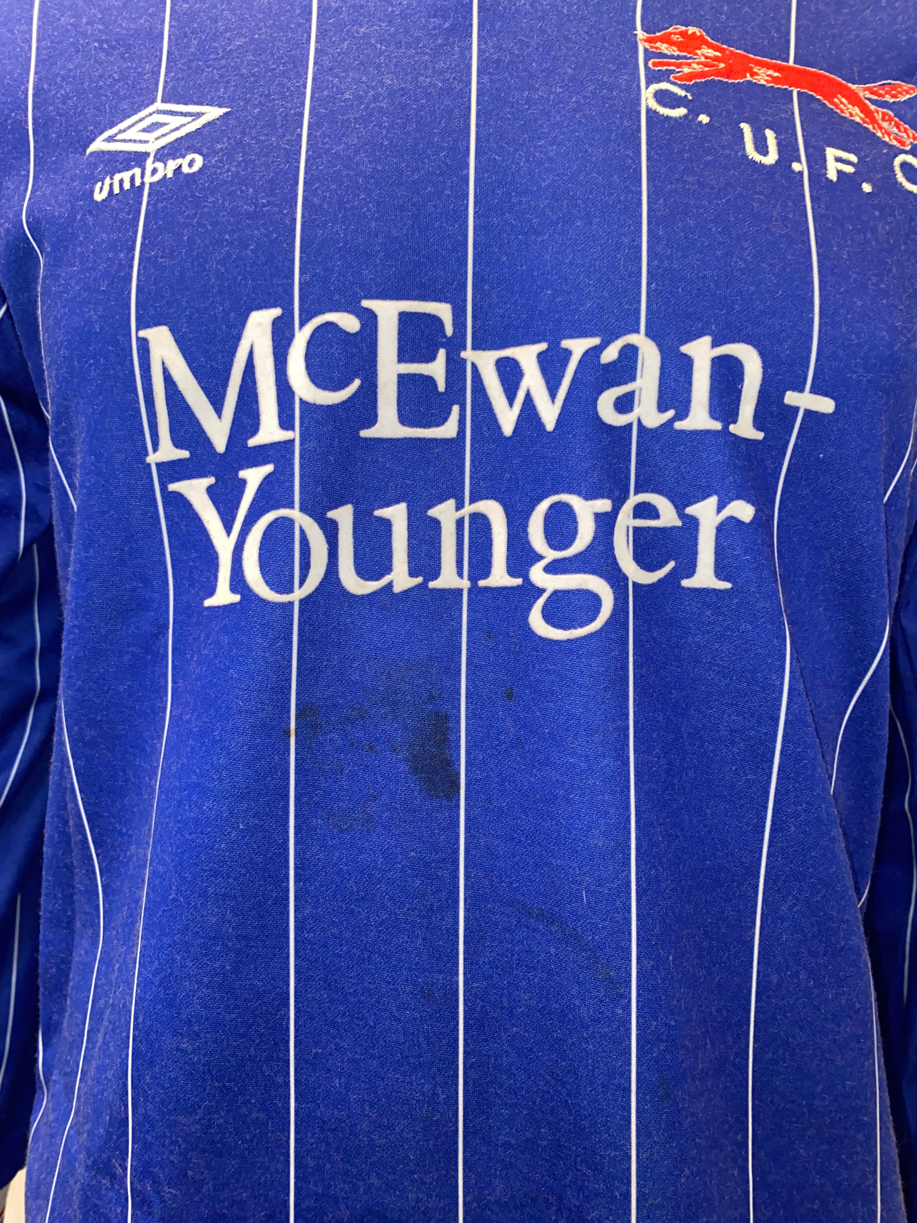 1985/86 CARLISLE UNITED MATCH ISSUE HOME SHIRT (WORN SPARE)