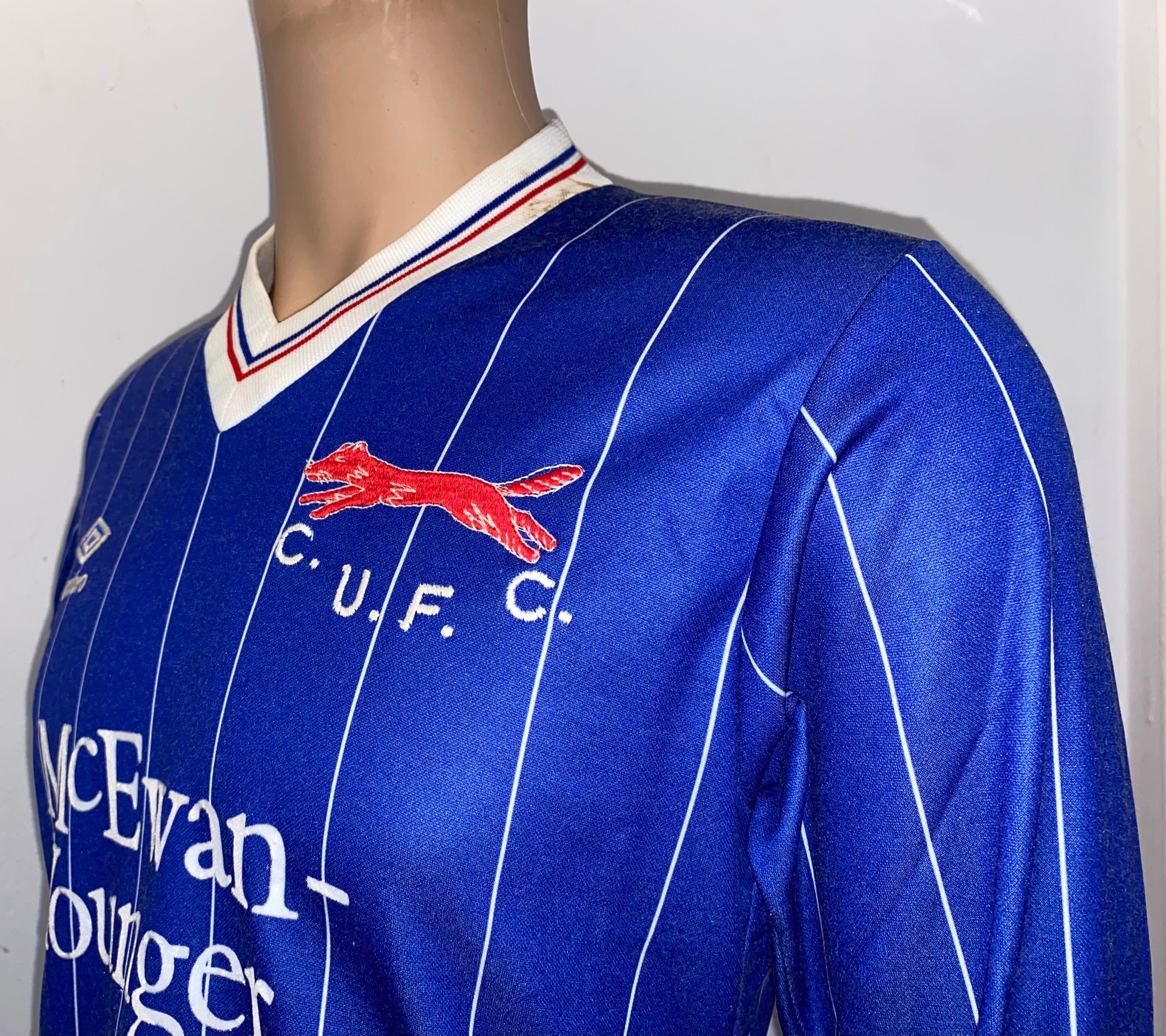 1985/86 CARLISLE UNITED MATCH ISSUE HOME SHIRT (WORN SPARE)